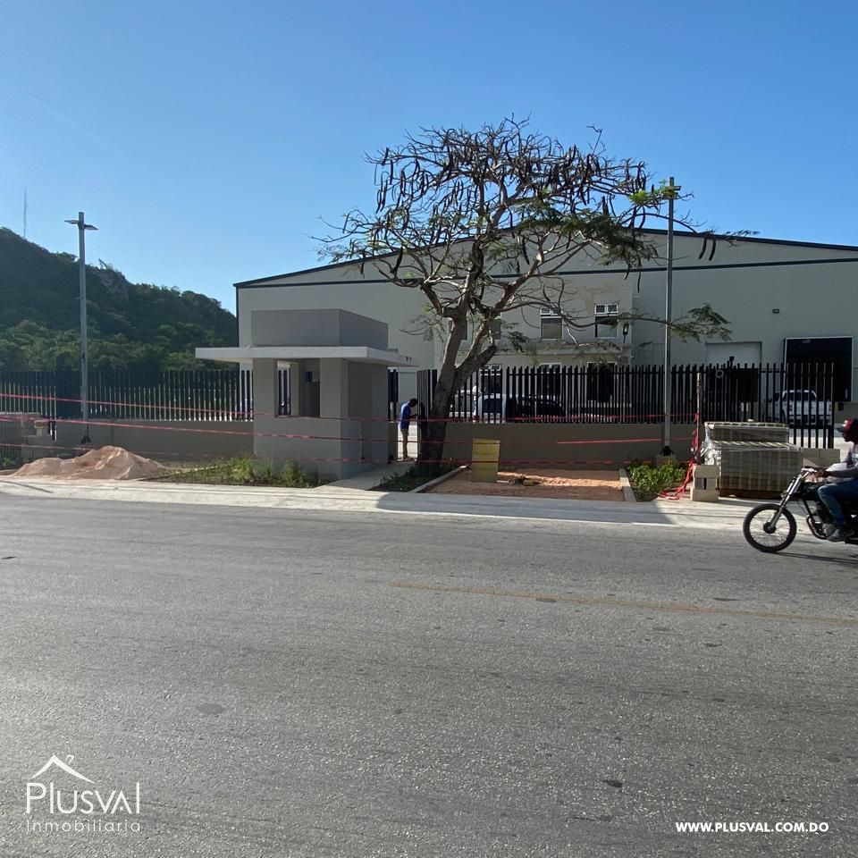 Complejo de Naves Industriales en Alquiler en Punta Cana | Espacio Logístico y de Distribución 505111