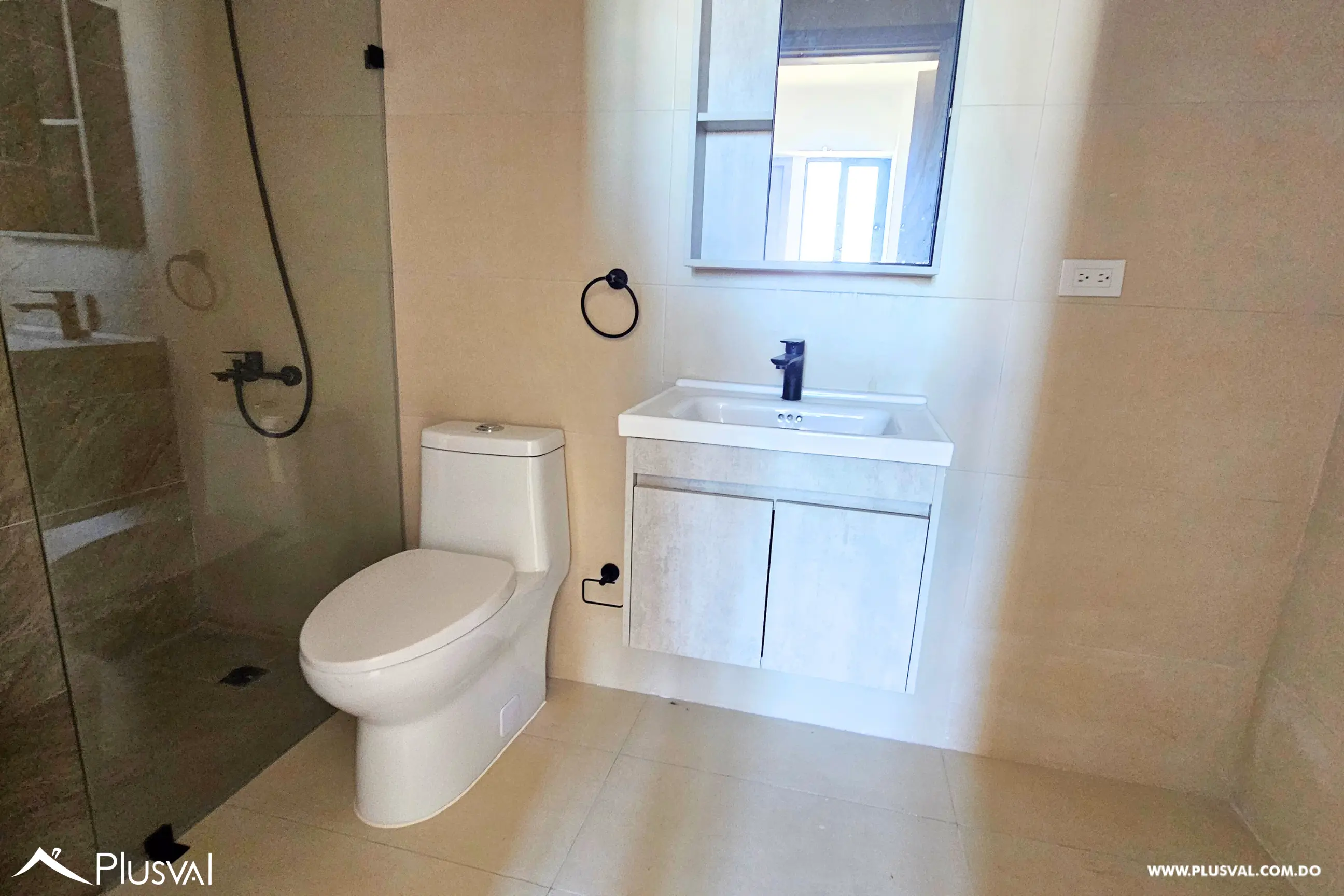 Apartamento a estrenar en Bella Vista, con areas sociales en el Rooftop. 460145