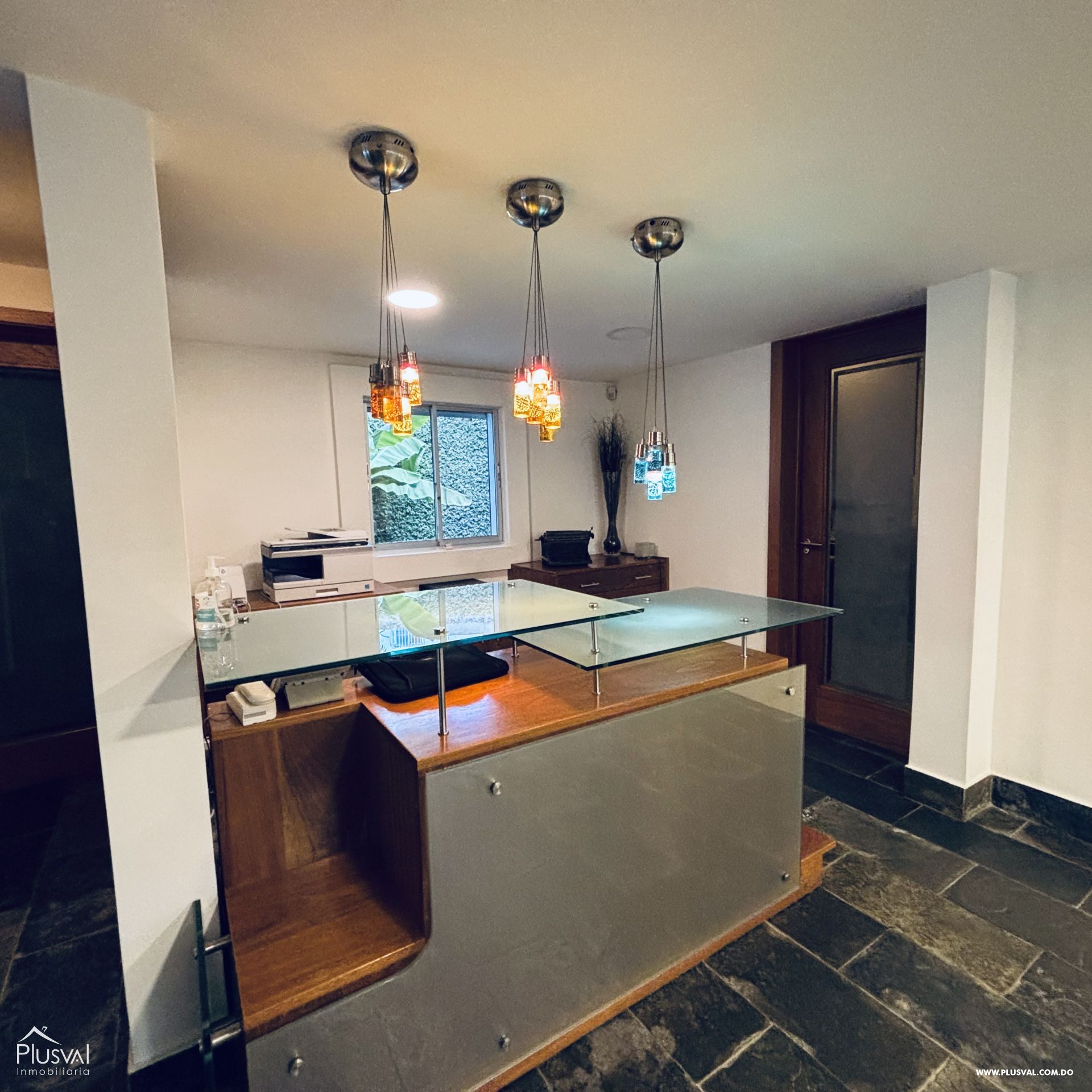 Propiedad comercial para oficinas o co-working 389331