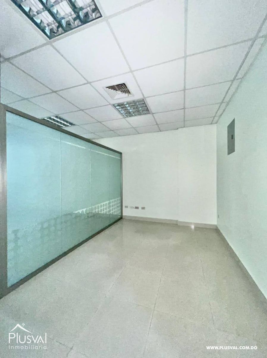 Local de Oficinas en  Alquiler 440371