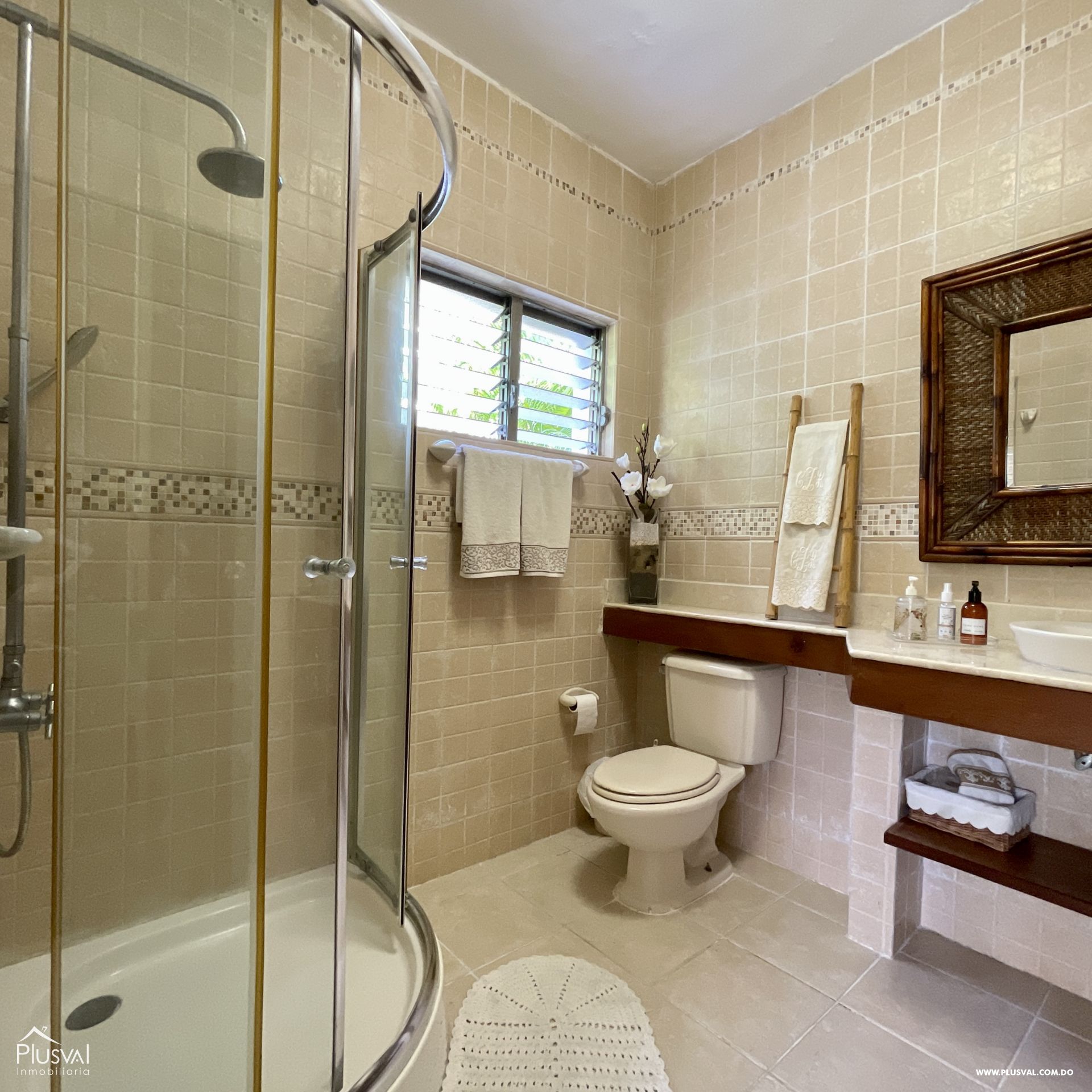 Villa en Alquiler AMUEBLADA, en Metro Country Club 219699
