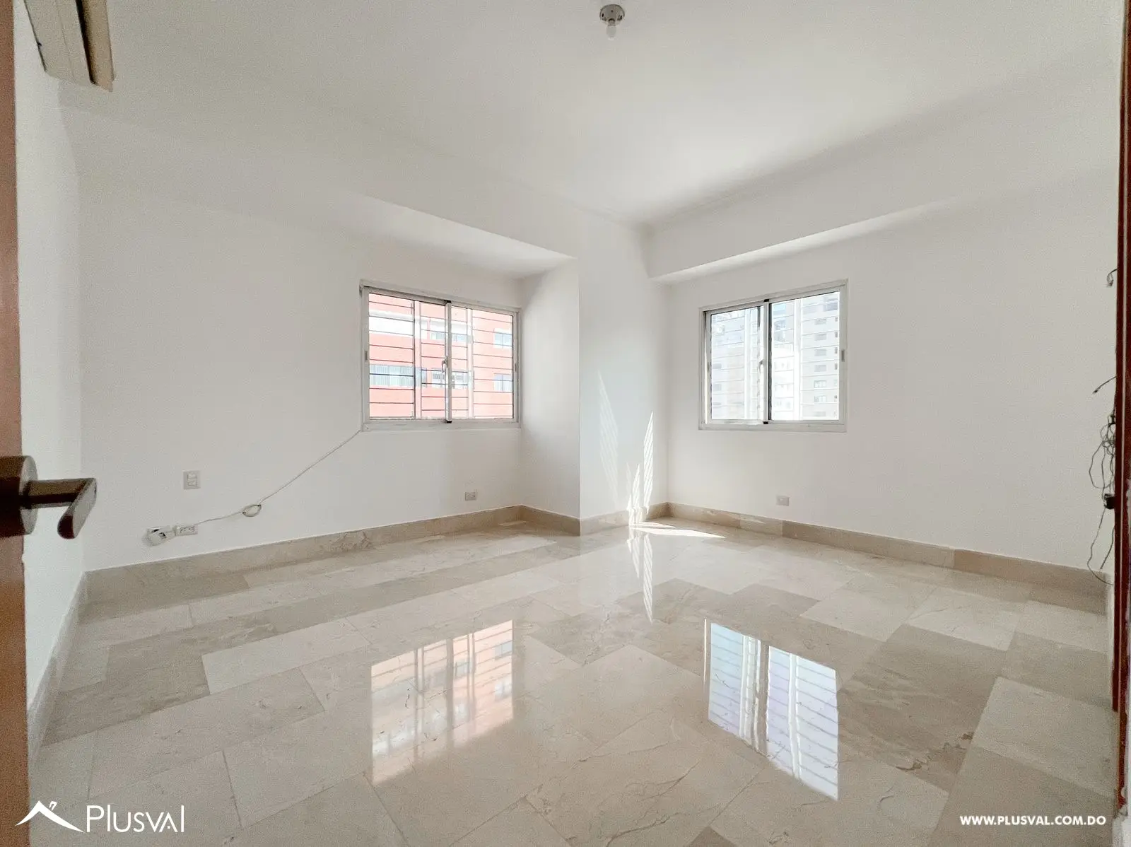 Apartamento Exclusivo en Piantini. Piso Alto 460242