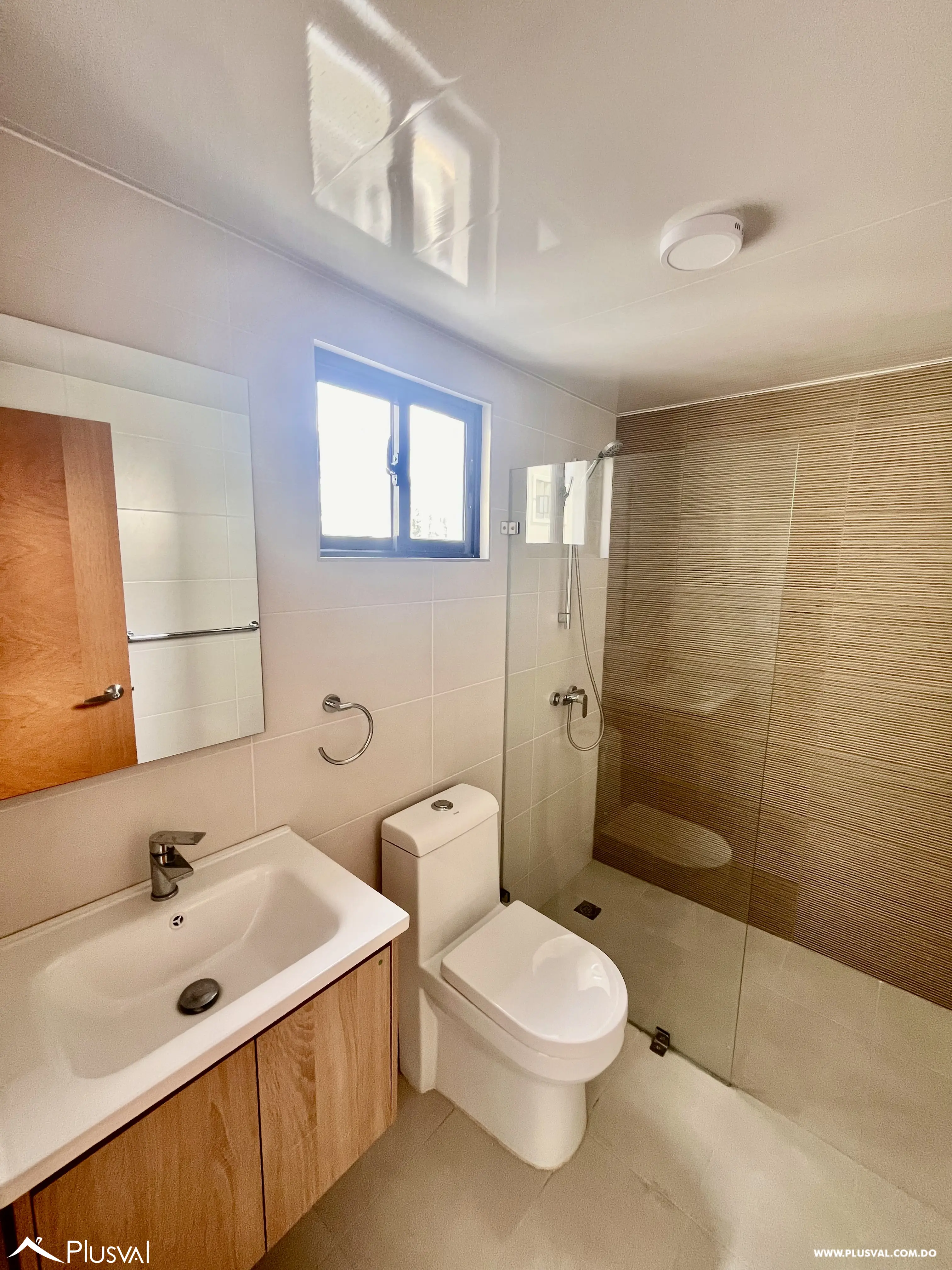 Apartamento en alquiler en Evaristo Morales 481631