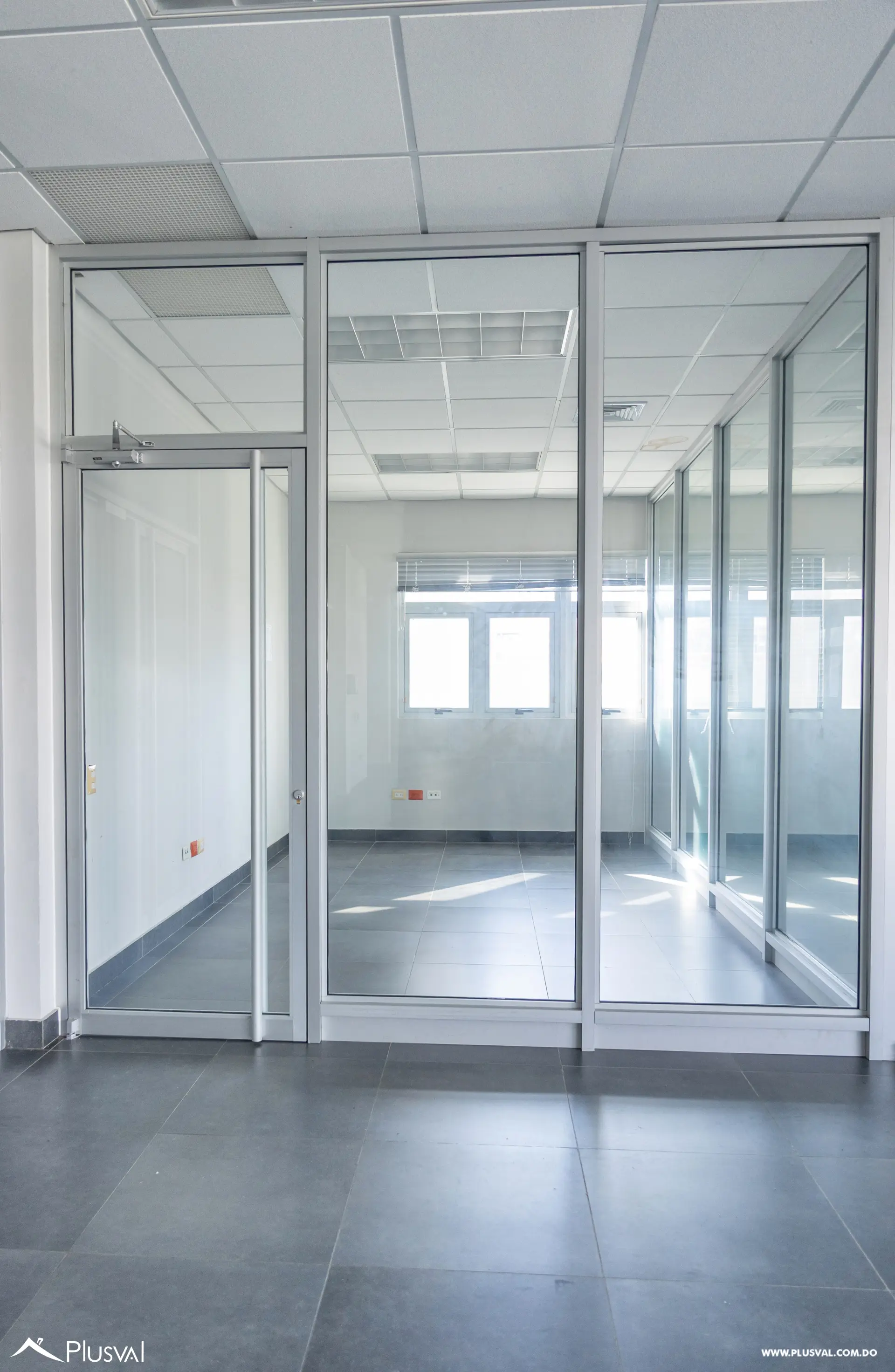 Edificio Comercial En Alquiler 494952