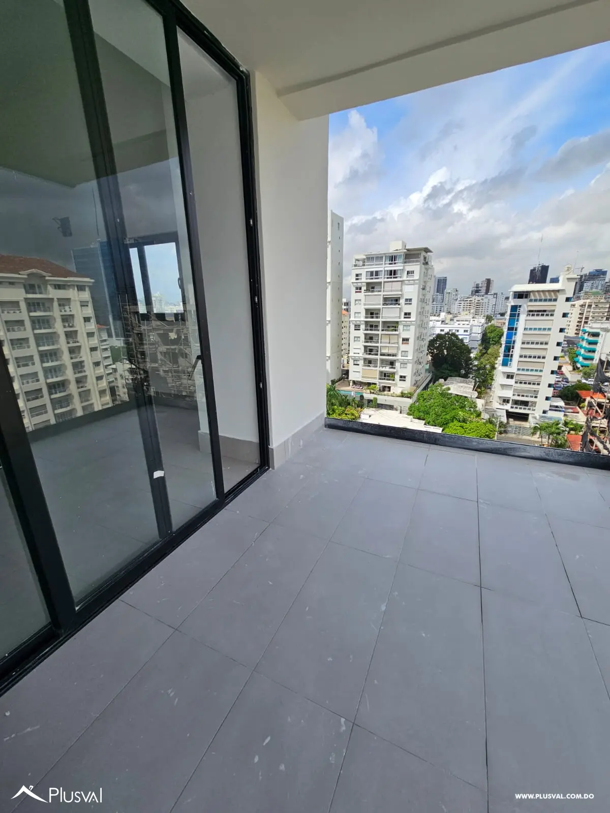 Amplio apartamento en venta Naco , Increíble vista despejada . 533123