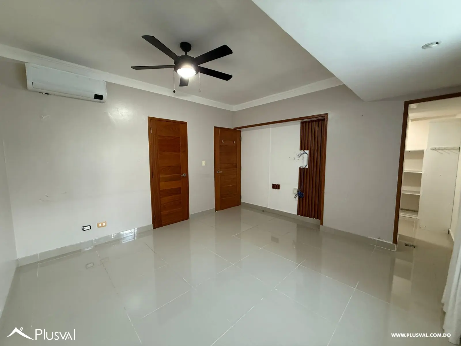 Moderno apartamento en venta en Evaristo 461901