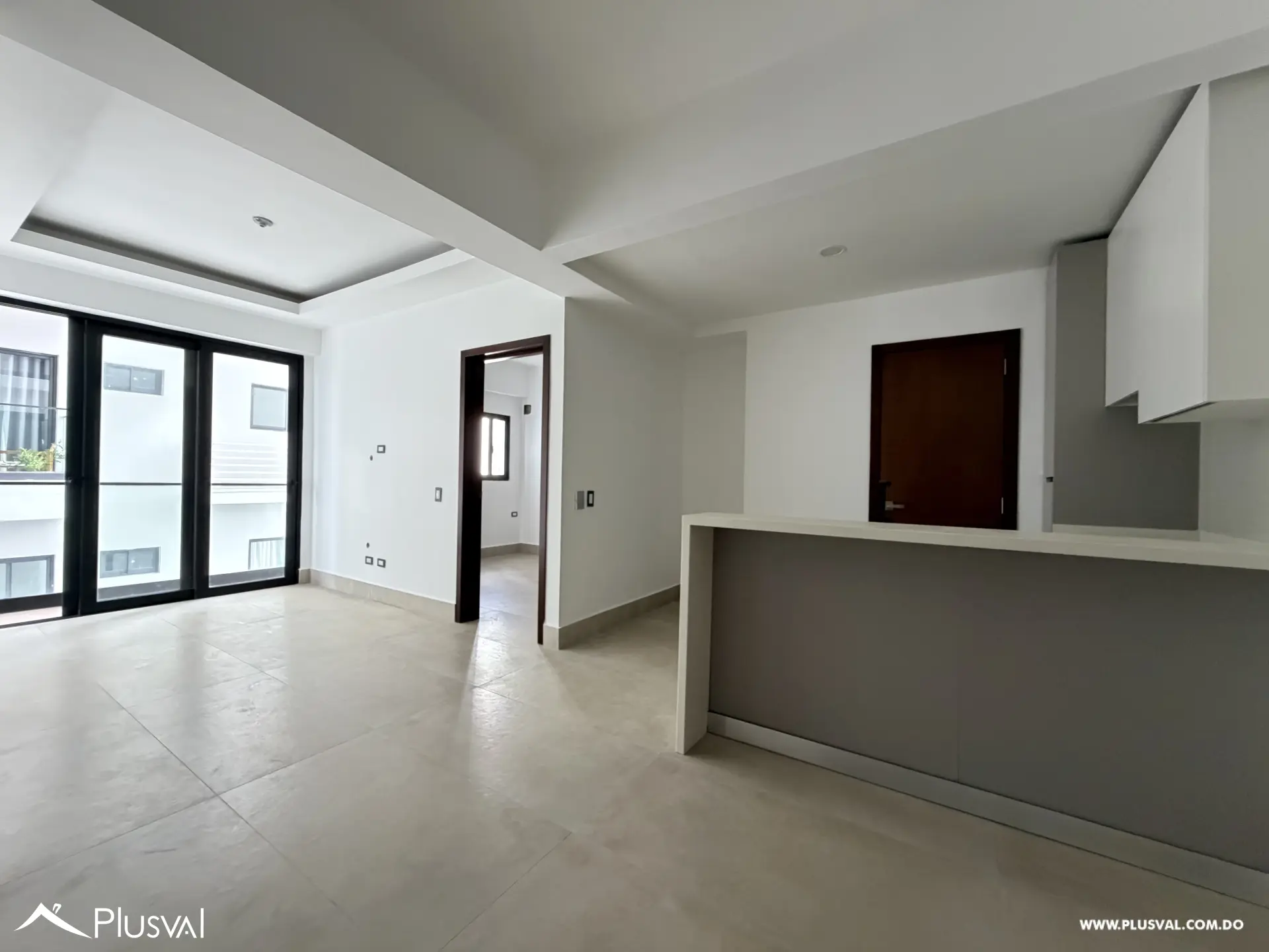 Se alquila apartamento nuevo en Evaristo Morales de 2 habitaciones 517081