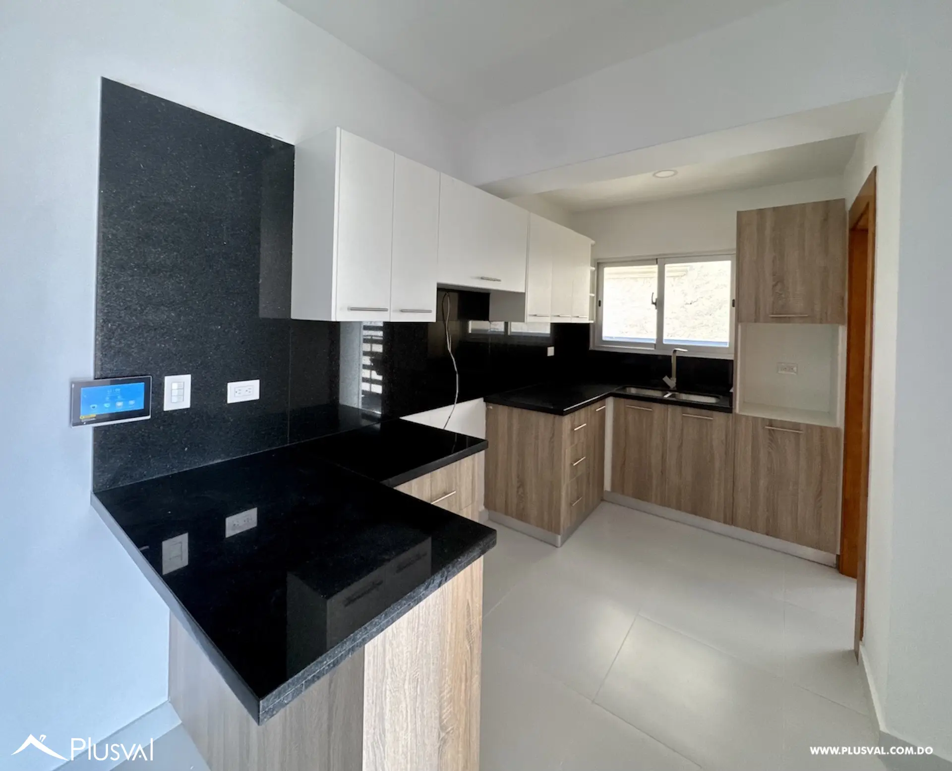 Apartamento en venta de 3 habitaciones mas terraza en Mirador Norte 492828