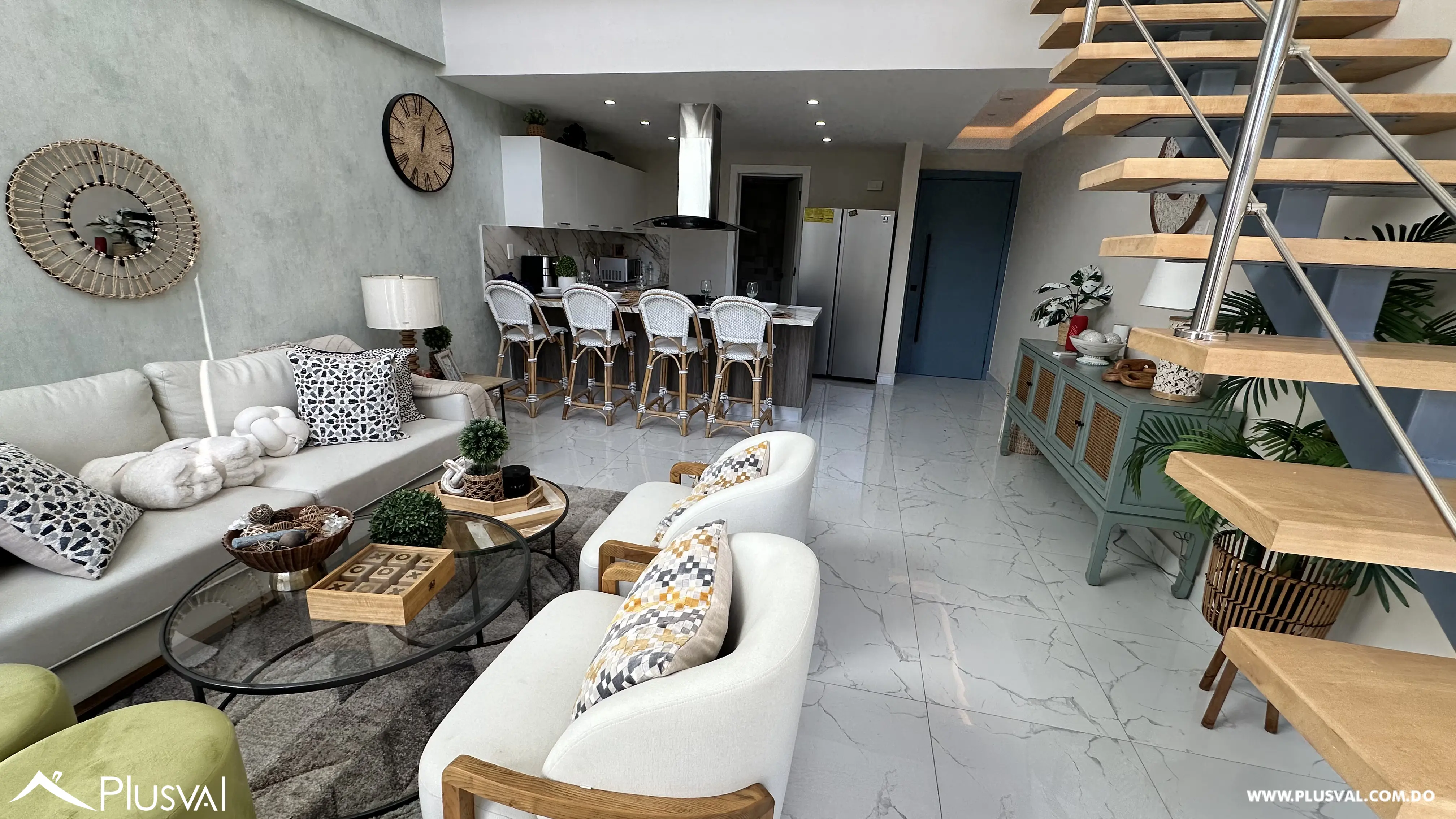 Apartamento de 1 habitación en venta en Evaristo Morales, loft amueblado 499740