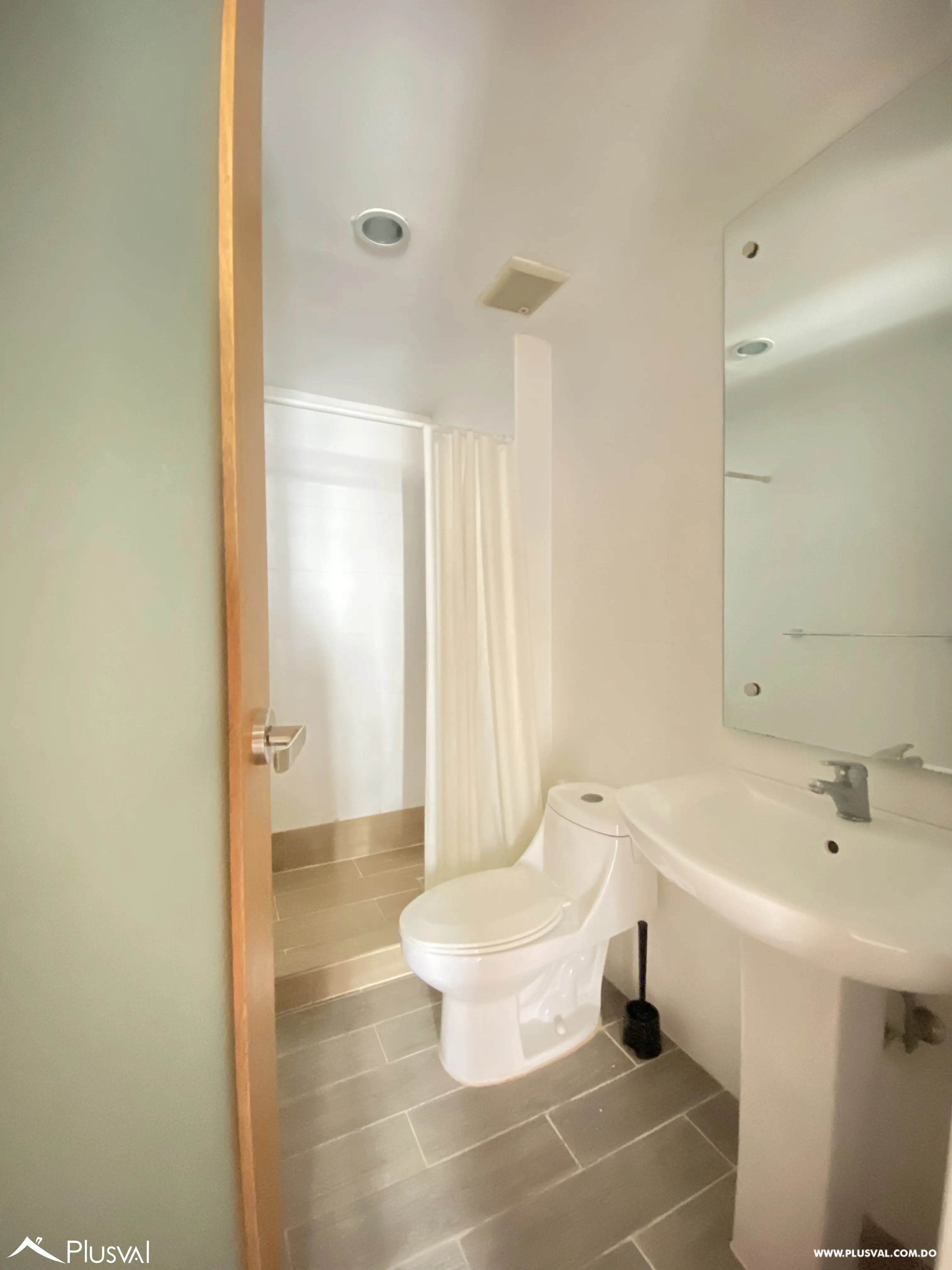 Alquilo Excelente Apartamento en Ensanche Naco 459572