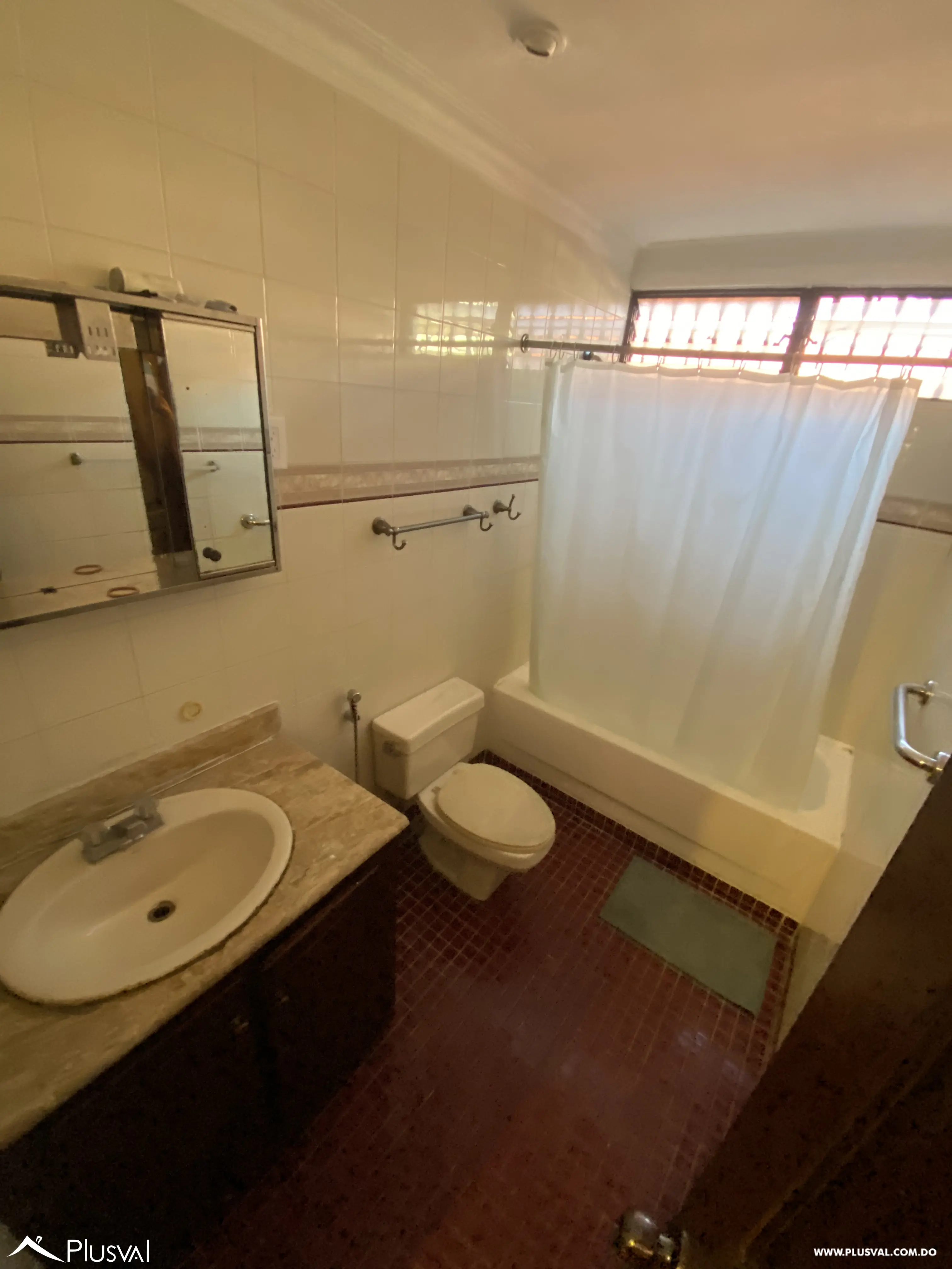 Casa de 5 Habitaciones en la Castellana, DN. 487845