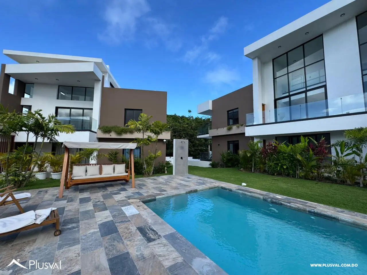 Apartamento tipo penthouse con terrazas y espacios a doble altura en Cabarete 487562