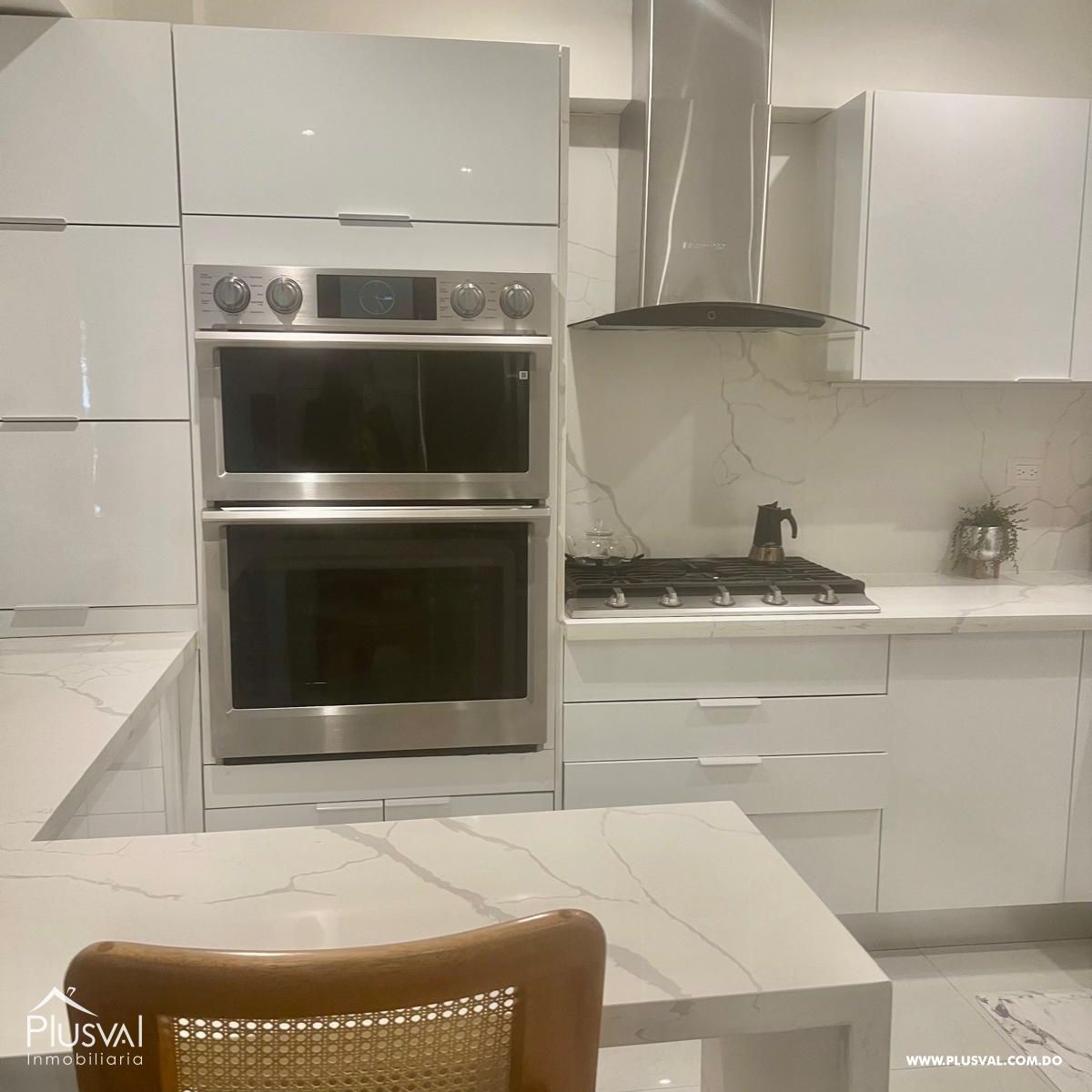 Espectacular apartamento en Paraiso con linea blanca 382317