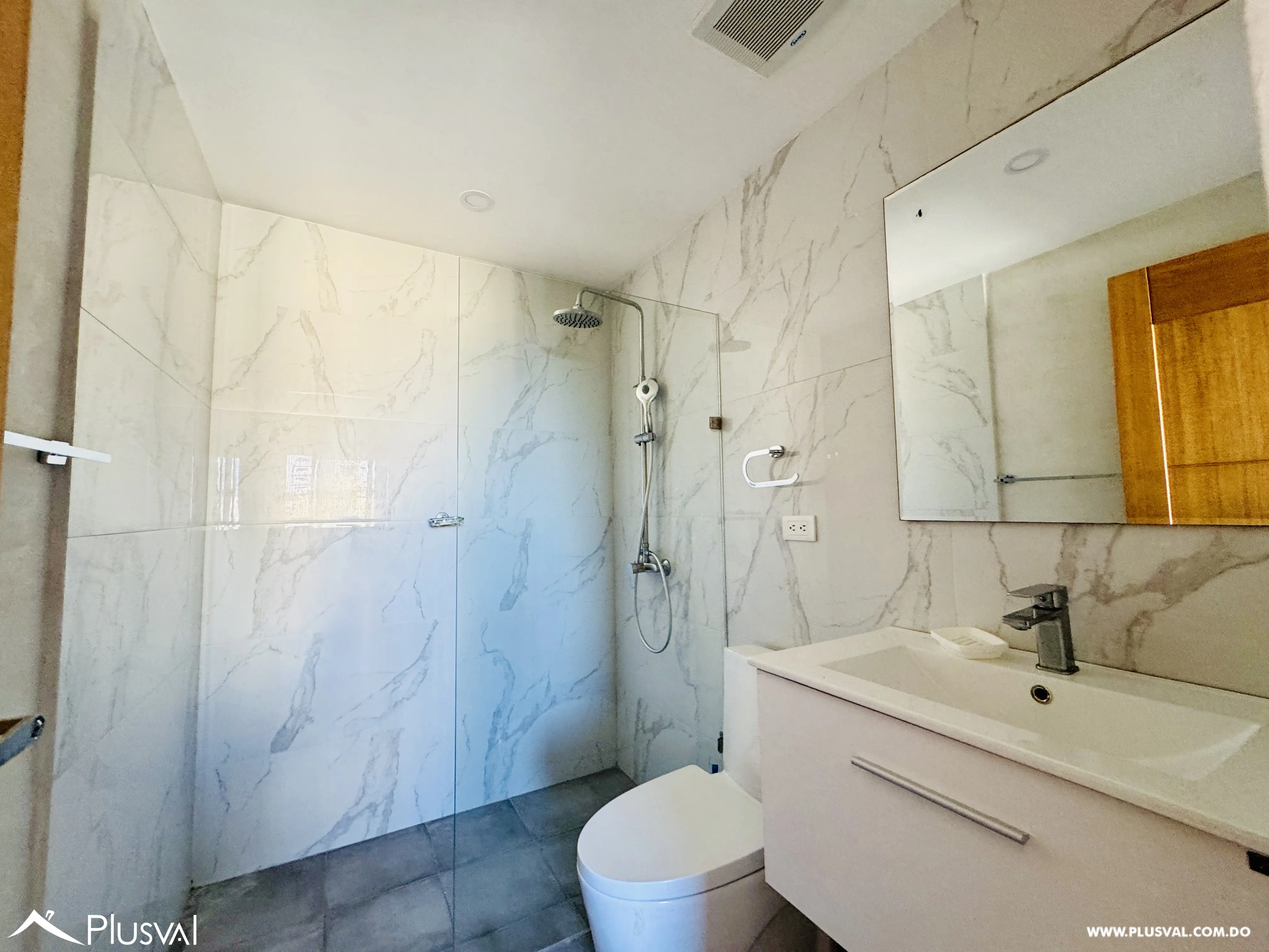 Amplio apartamento ubicado en La Esperilla con hermosa vista al mar 488115