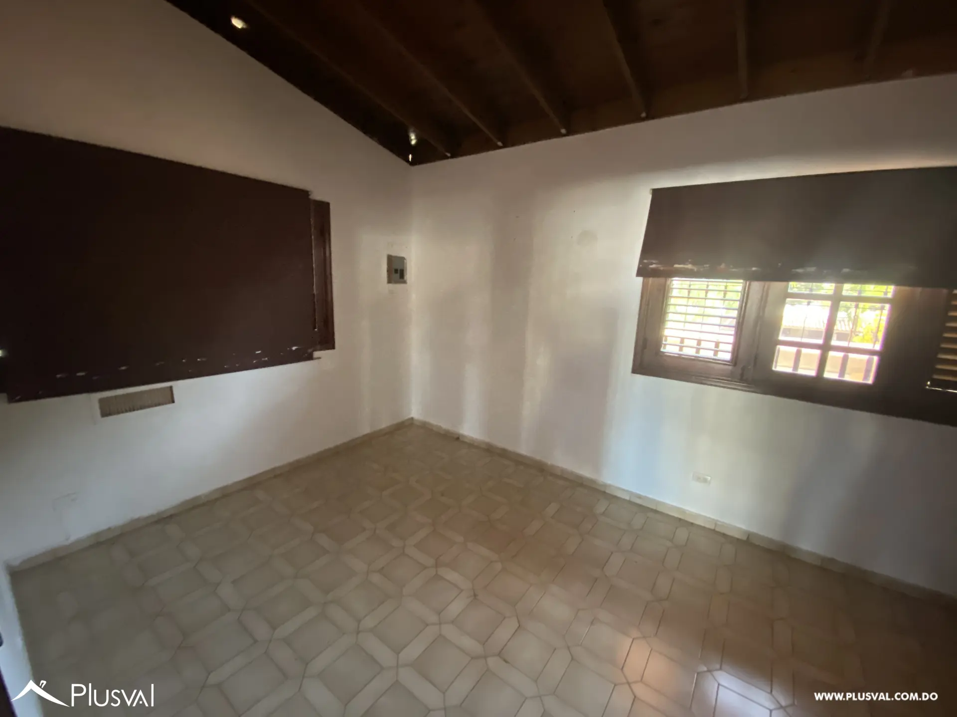 Casa de 5 Habitaciones en la Castellana, DN. 487852