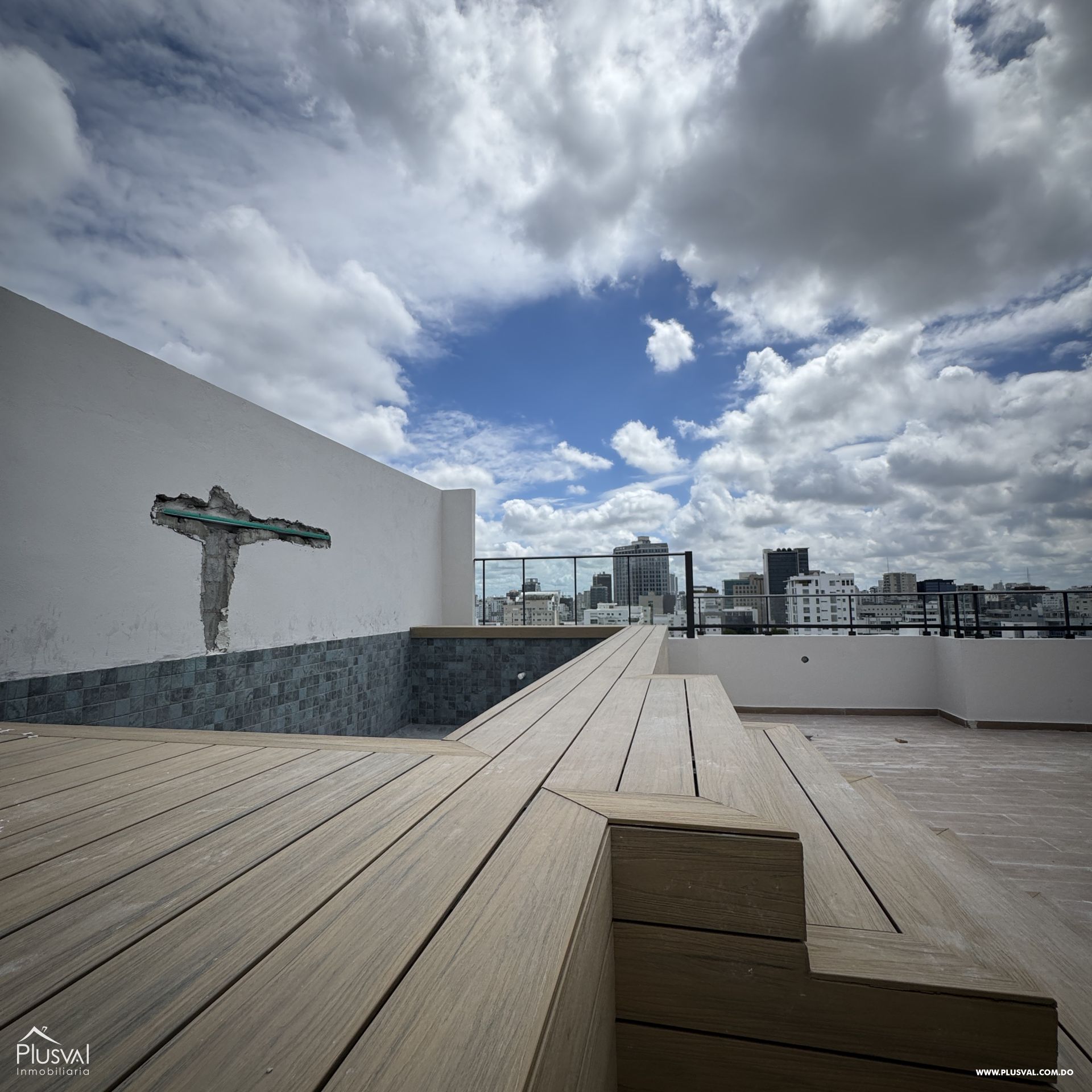 Penthouse Apartamento en venta de 2 habitaciones en Evaristo Morales 434032