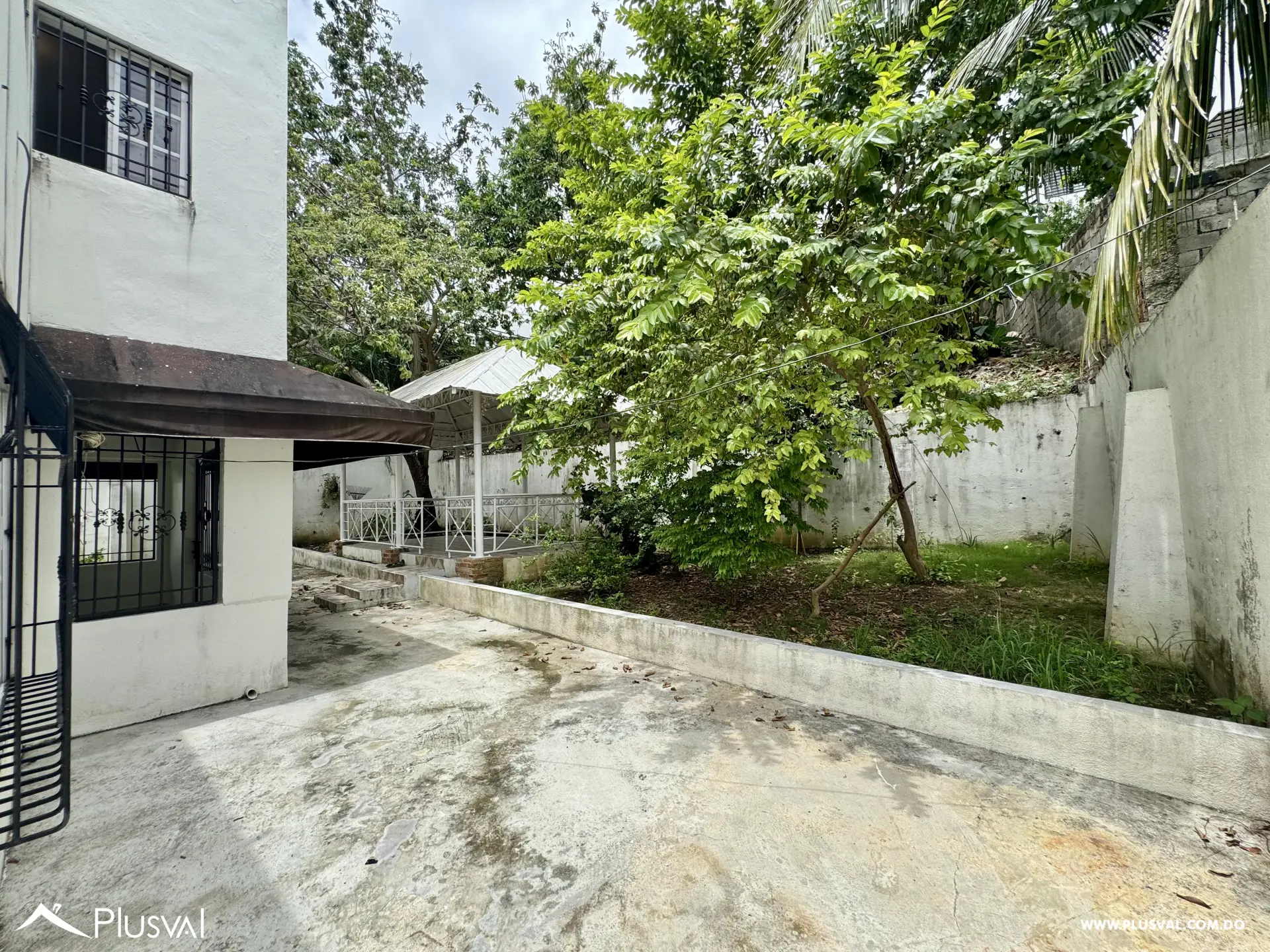 Alquilo Hermosa Casa de 2 Niveles en Resicencial El Ducado- Altos de Arroyo Hondo 518227