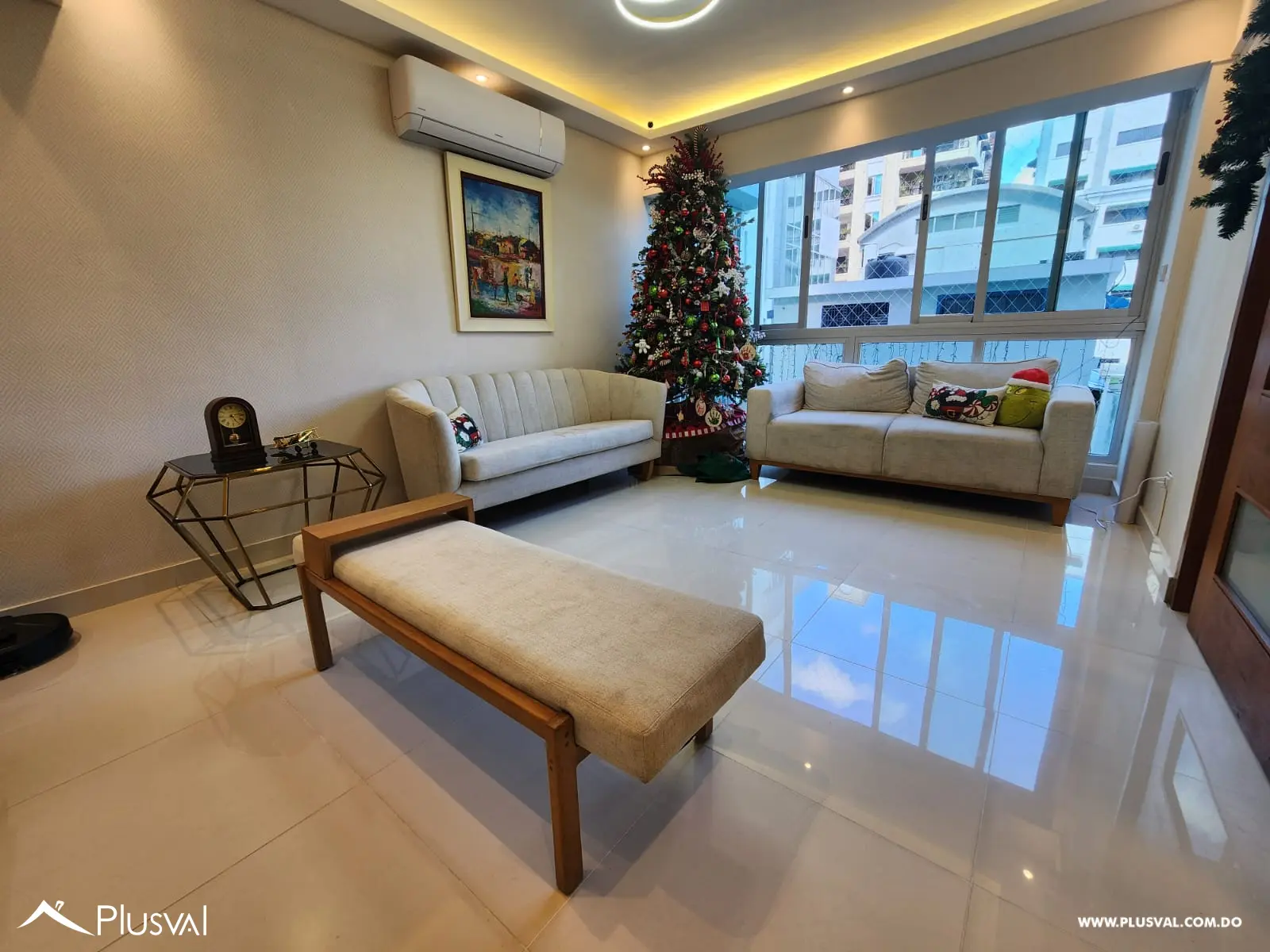 Apartamento de 3 habitaciones en  Evaristo Morales 480444