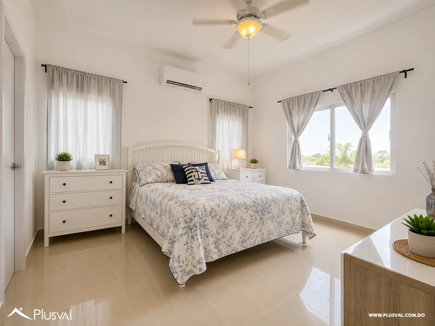 Amplia Residencia Familiar en Ciudad La Palma 510205