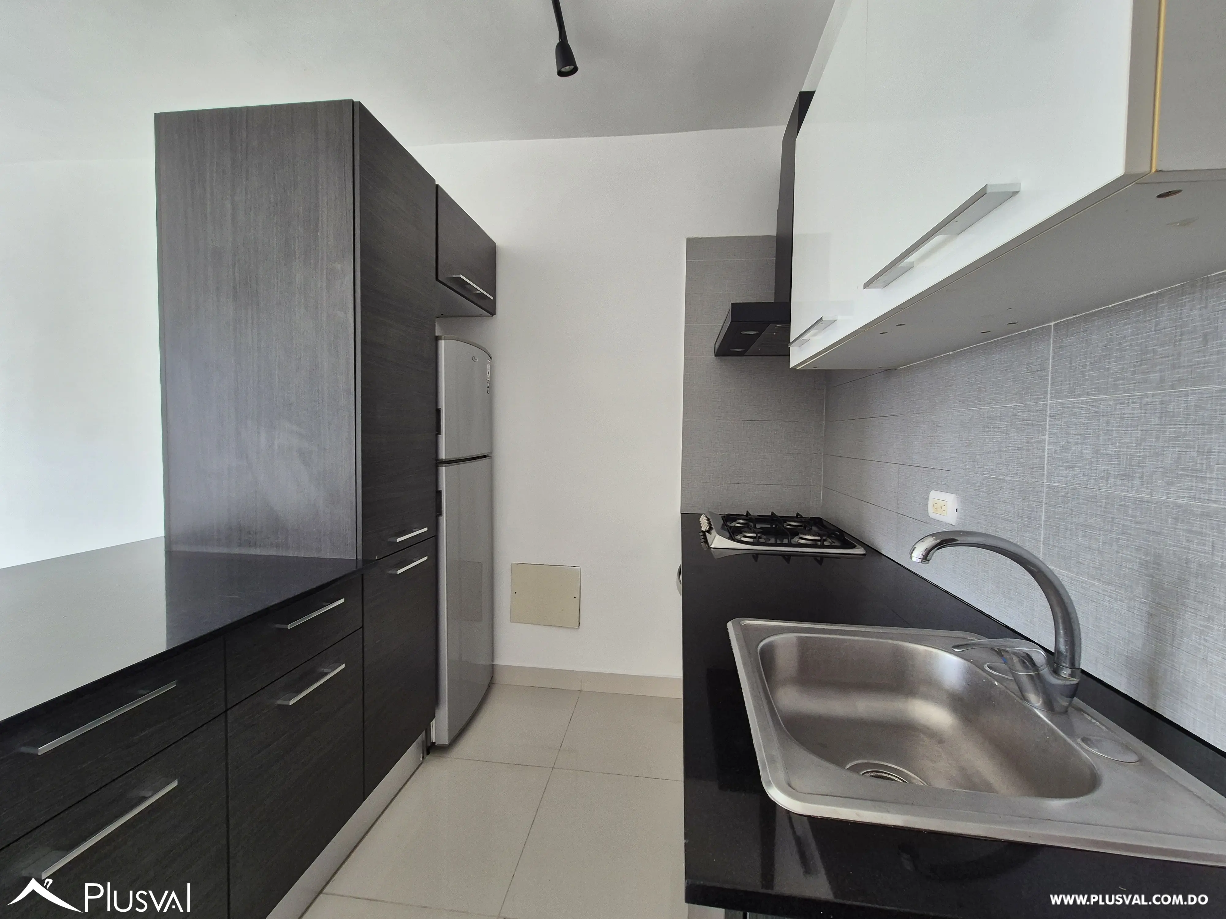 Apartamento en alquiler en Evaristo Morales 521676
