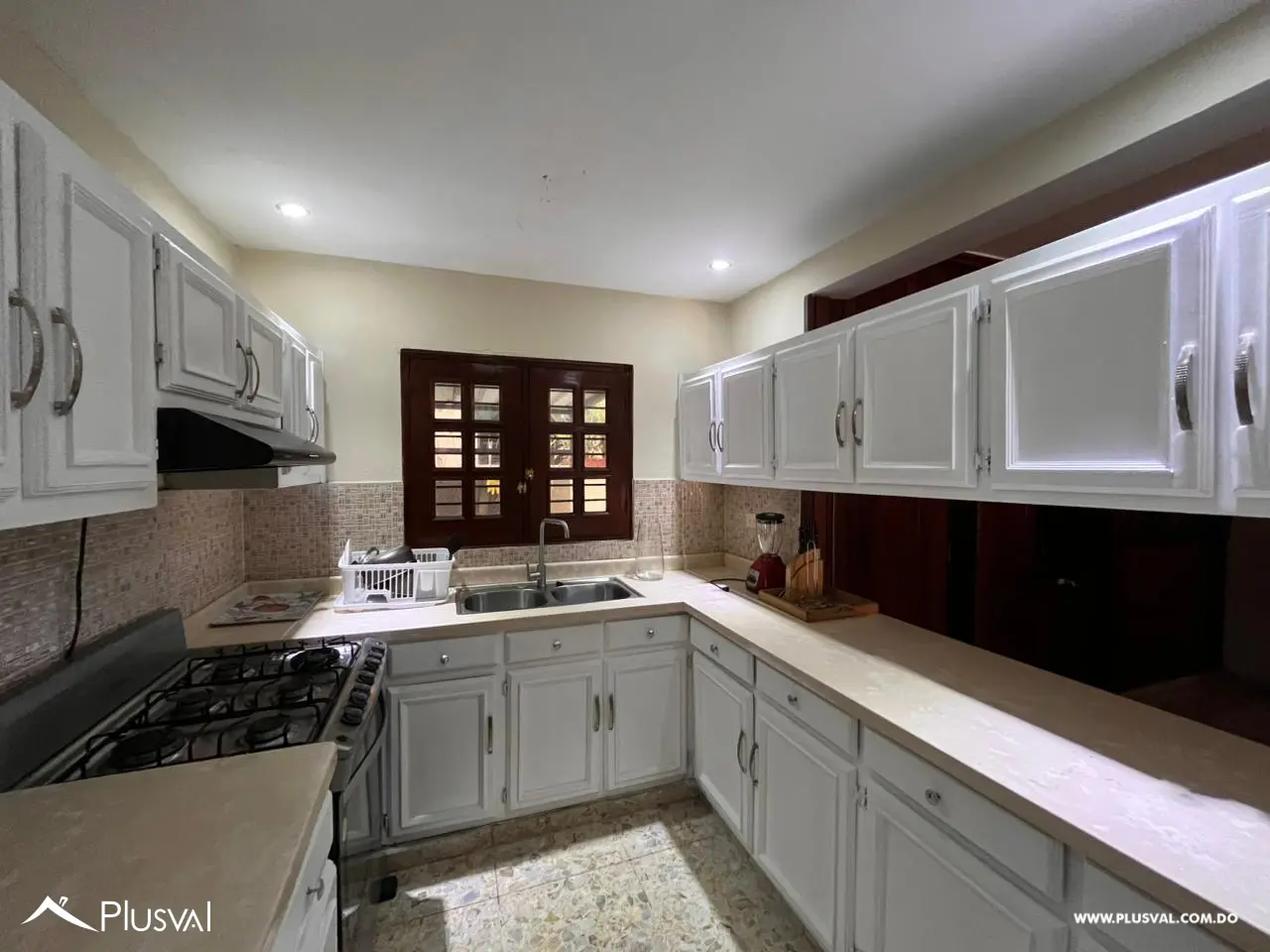 Apartamento amueblado en alquiler en Bella Vista sur 468802