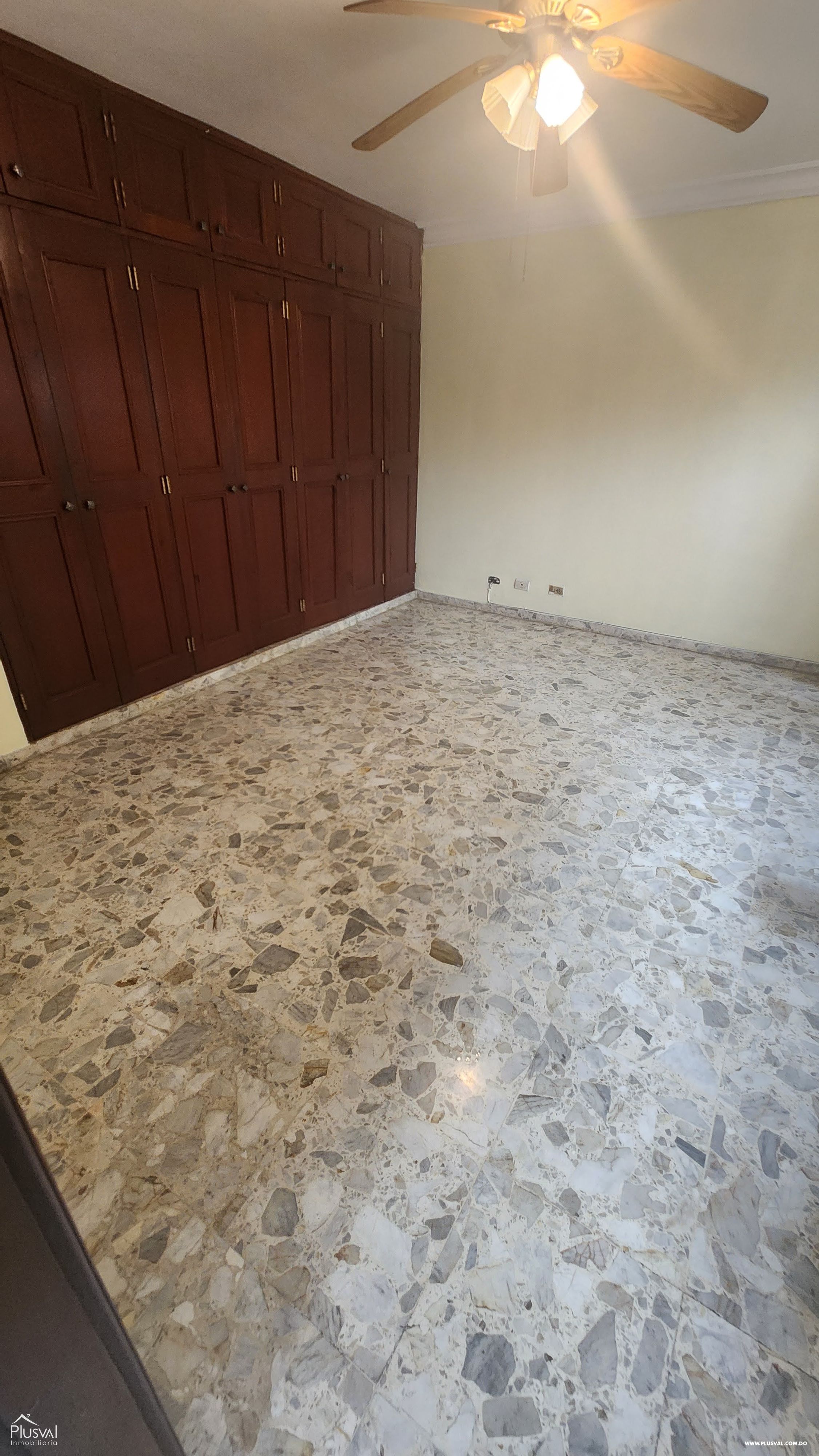 Se alquila apartamento en Naco 446773
