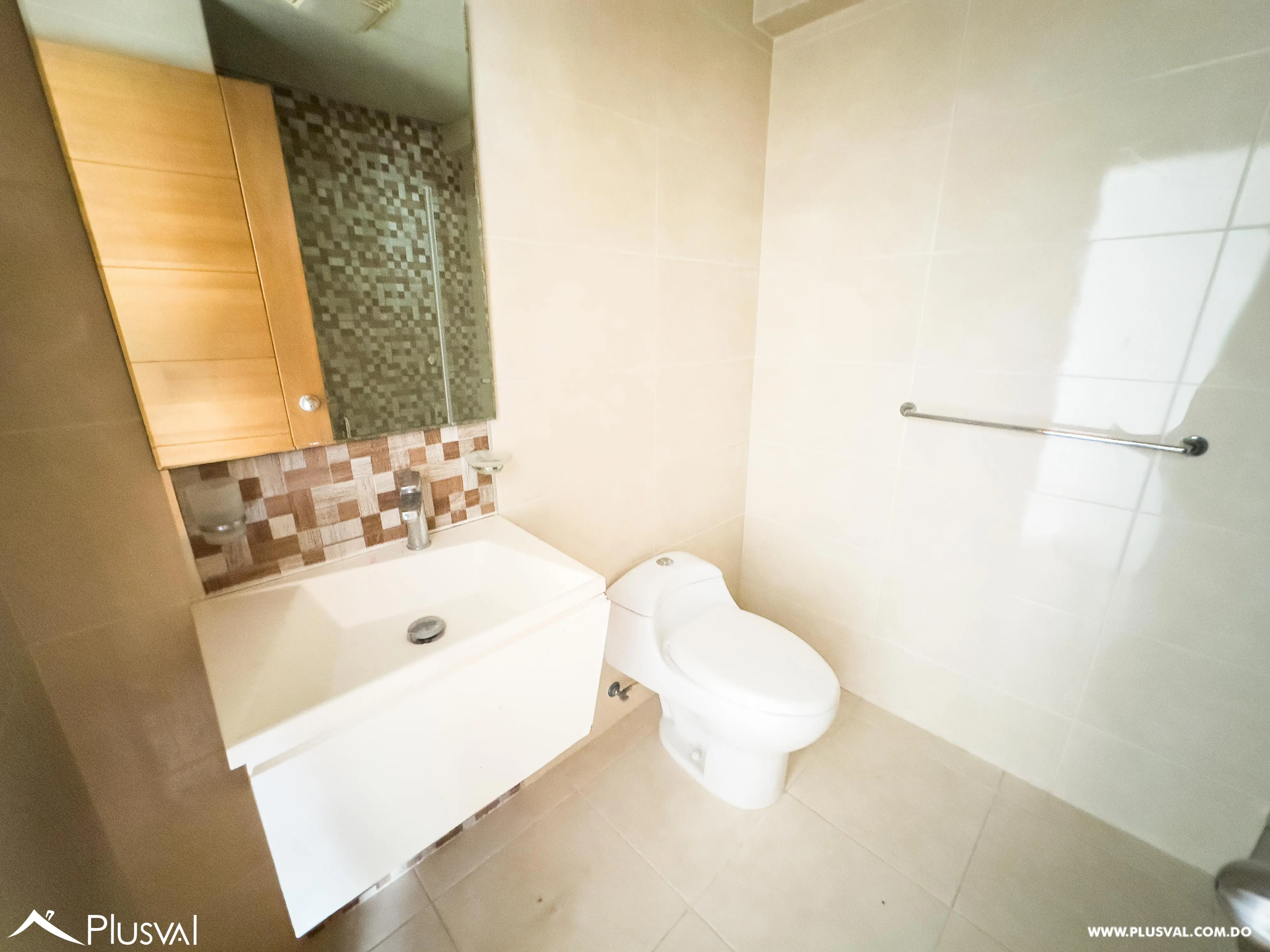 Apartamento en alquiler de 2 habitaciones con linea blanca 483546