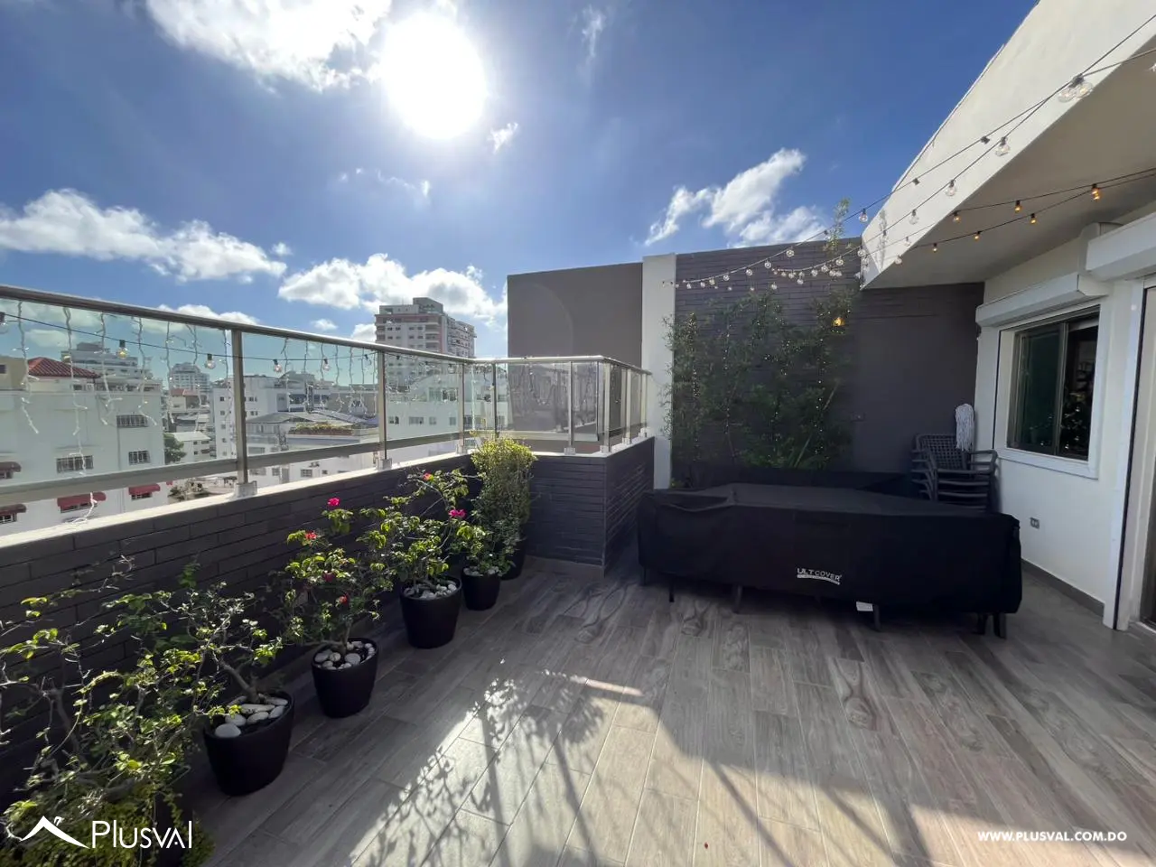 Penthouse en venta con terraza privada en Urbanización Real 475989