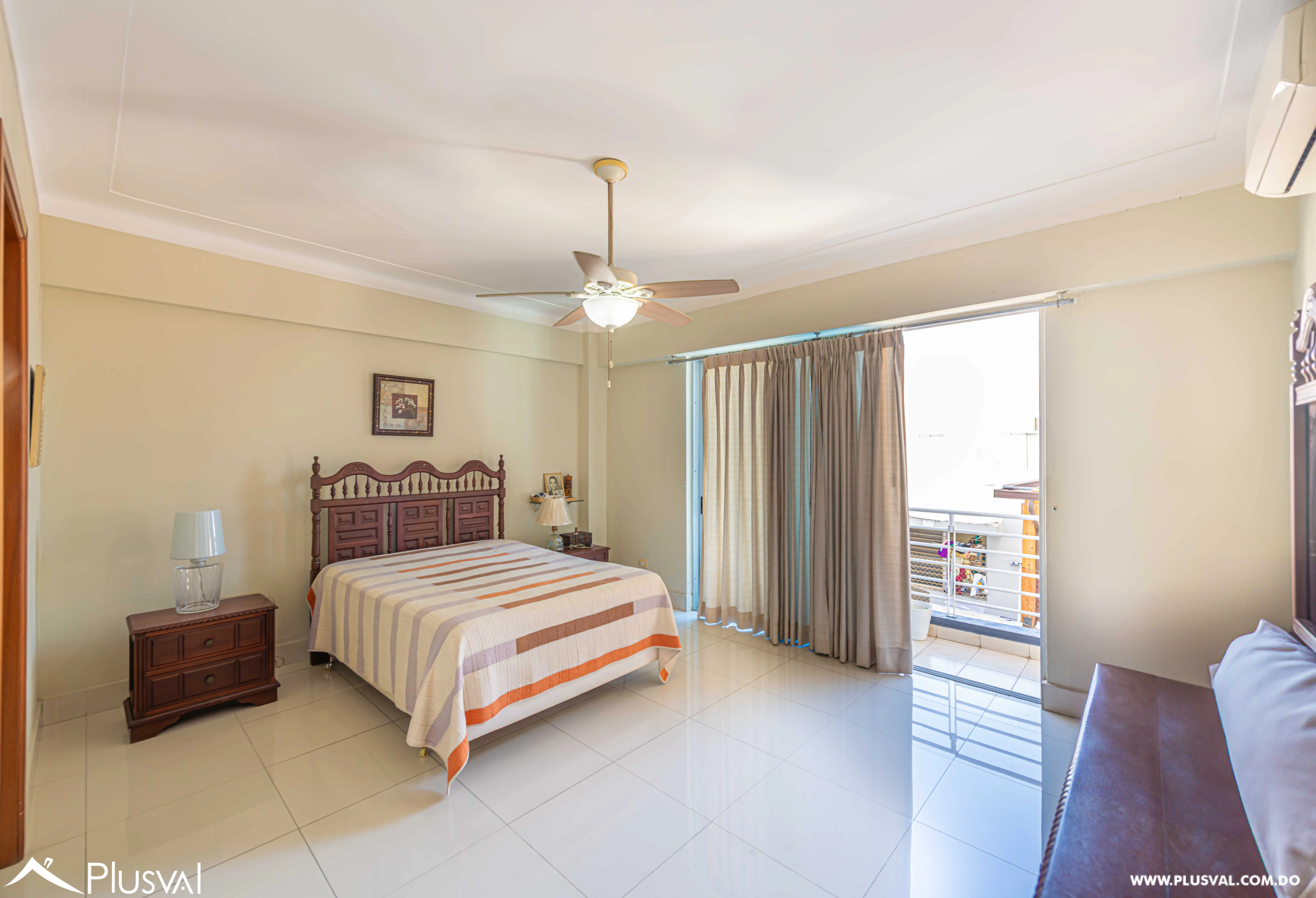 Amplio apartamento en venta en Mirador Norte 495553