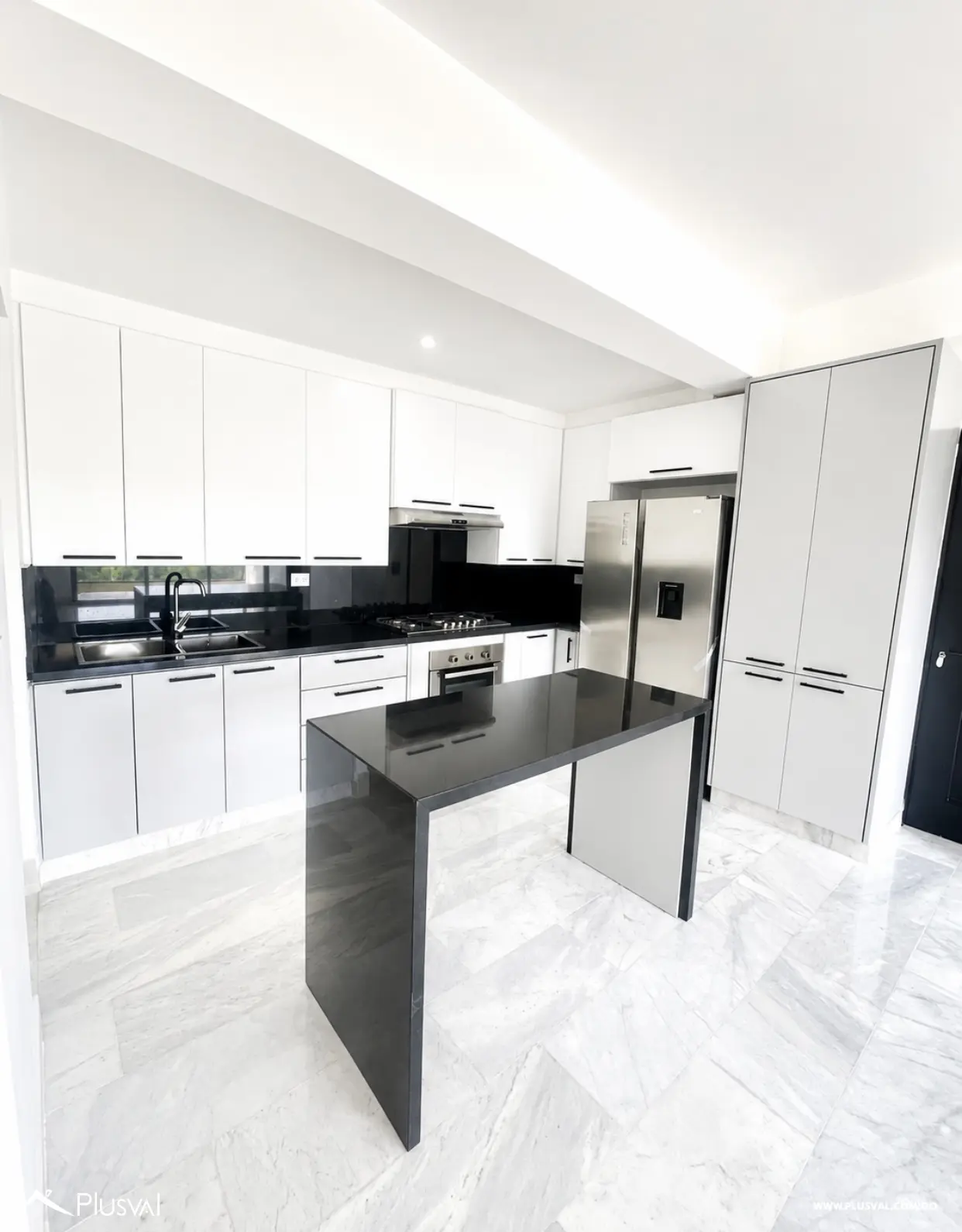 Apartamento en 6to Piso en Torre Céntrica con Excelente Ubicación y Vista a la Ciudad Corazón 518725