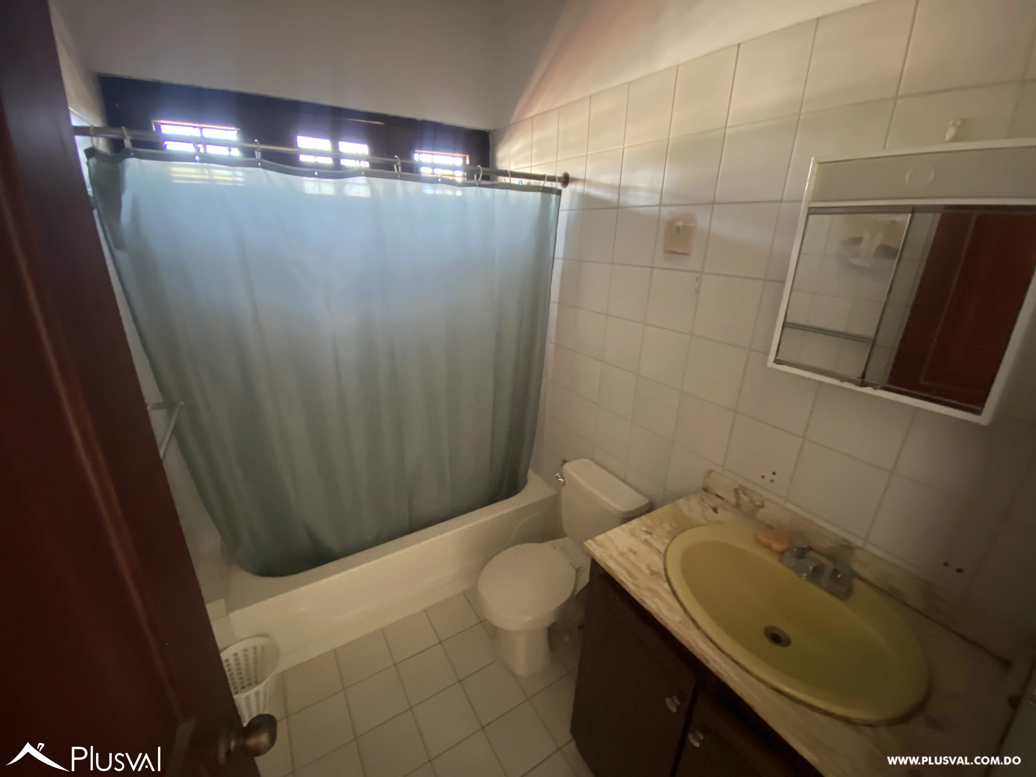 Casa de 5 Habitaciones en la Castellana, DN. 487853