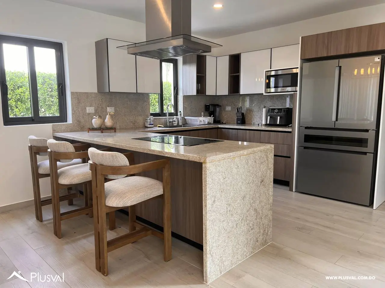 Casa en alquiler amueblada moderna de 4 habitaciones  en Cocotal Golf & Country Club 508053