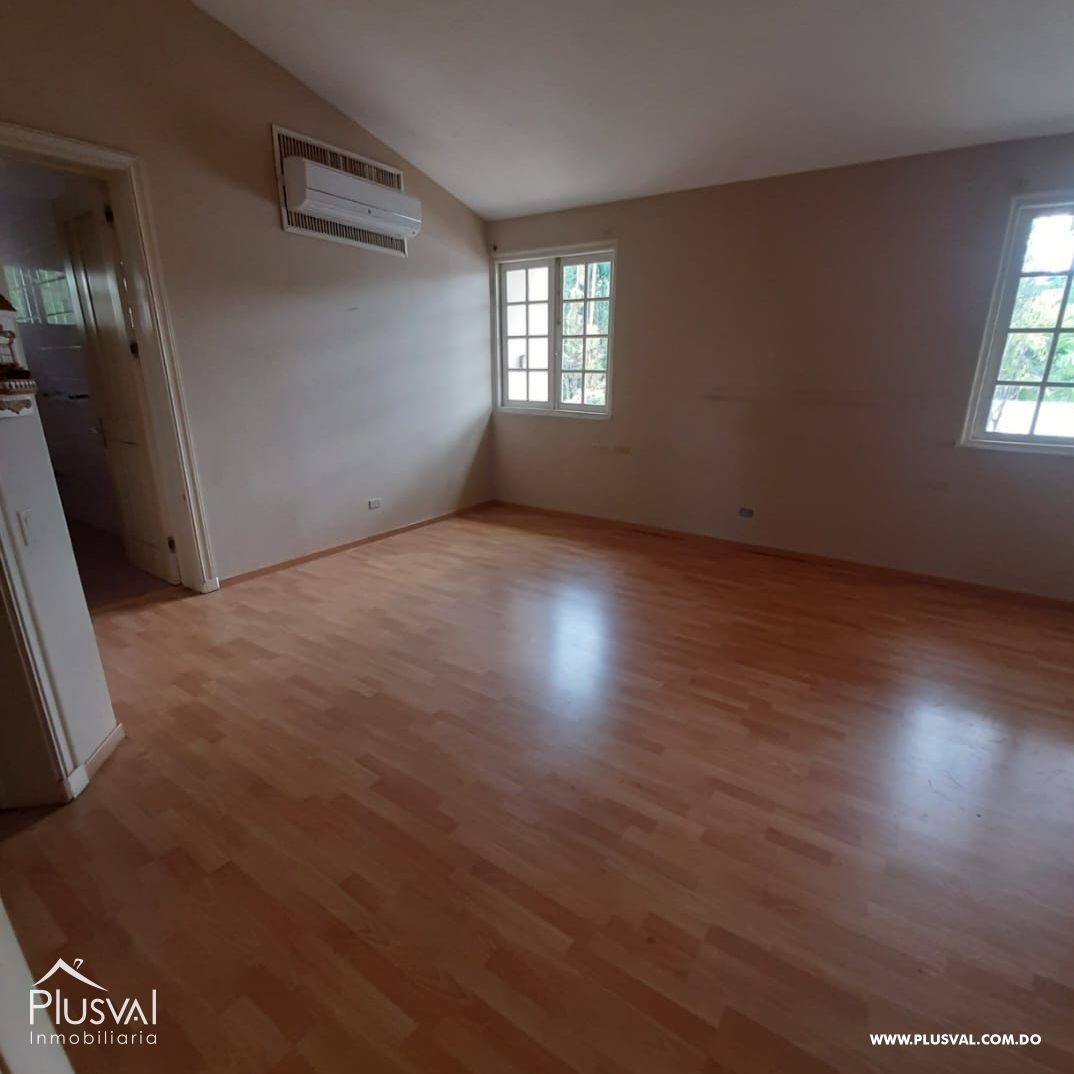 Casa con gran terreno en venta en Cuesta Hermosa I 379088