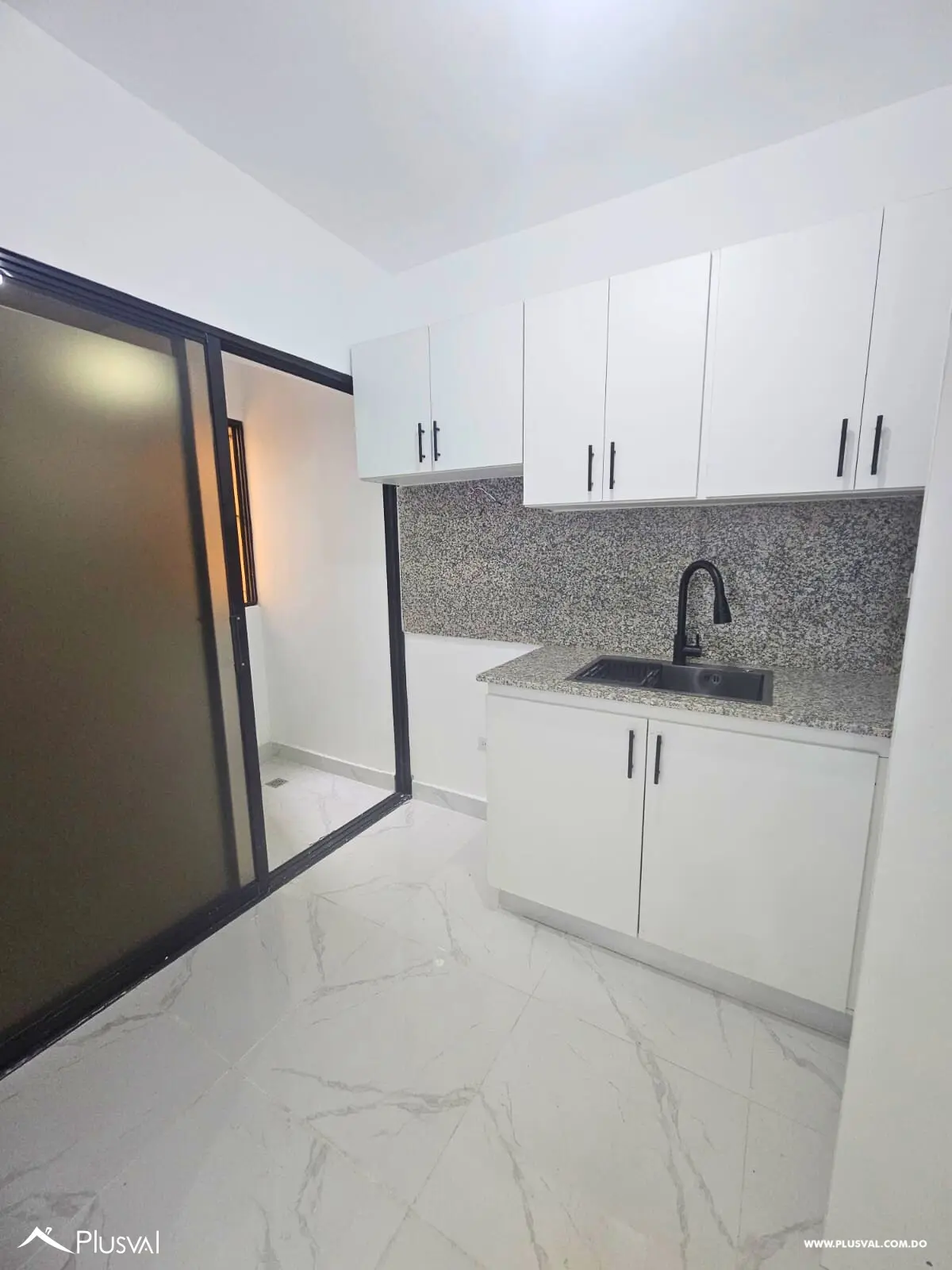 Apartamento de 1 habitación  en Urbanización tropical 470172