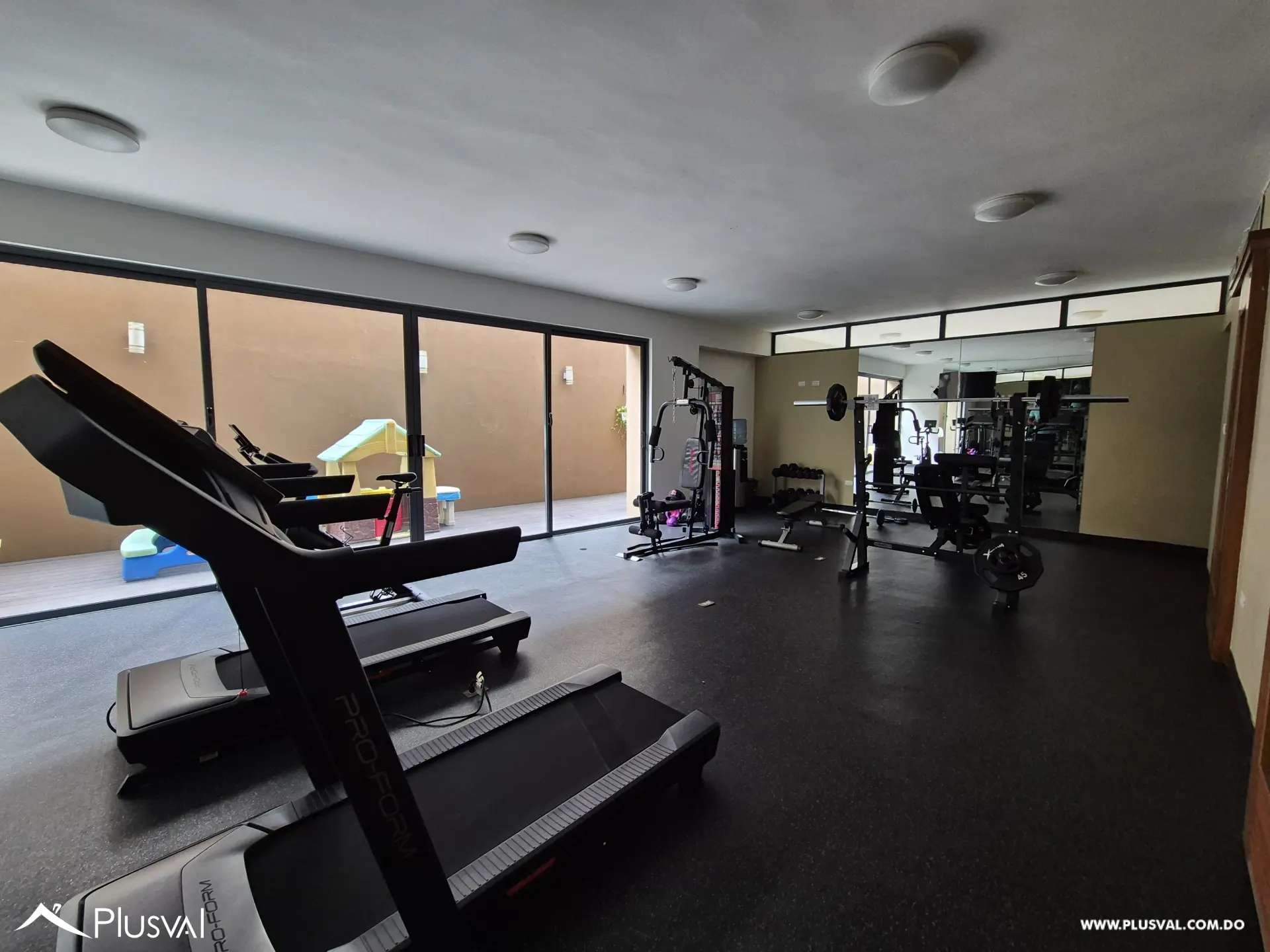 Apartamento en alquiler en Evaristo Morales 521679