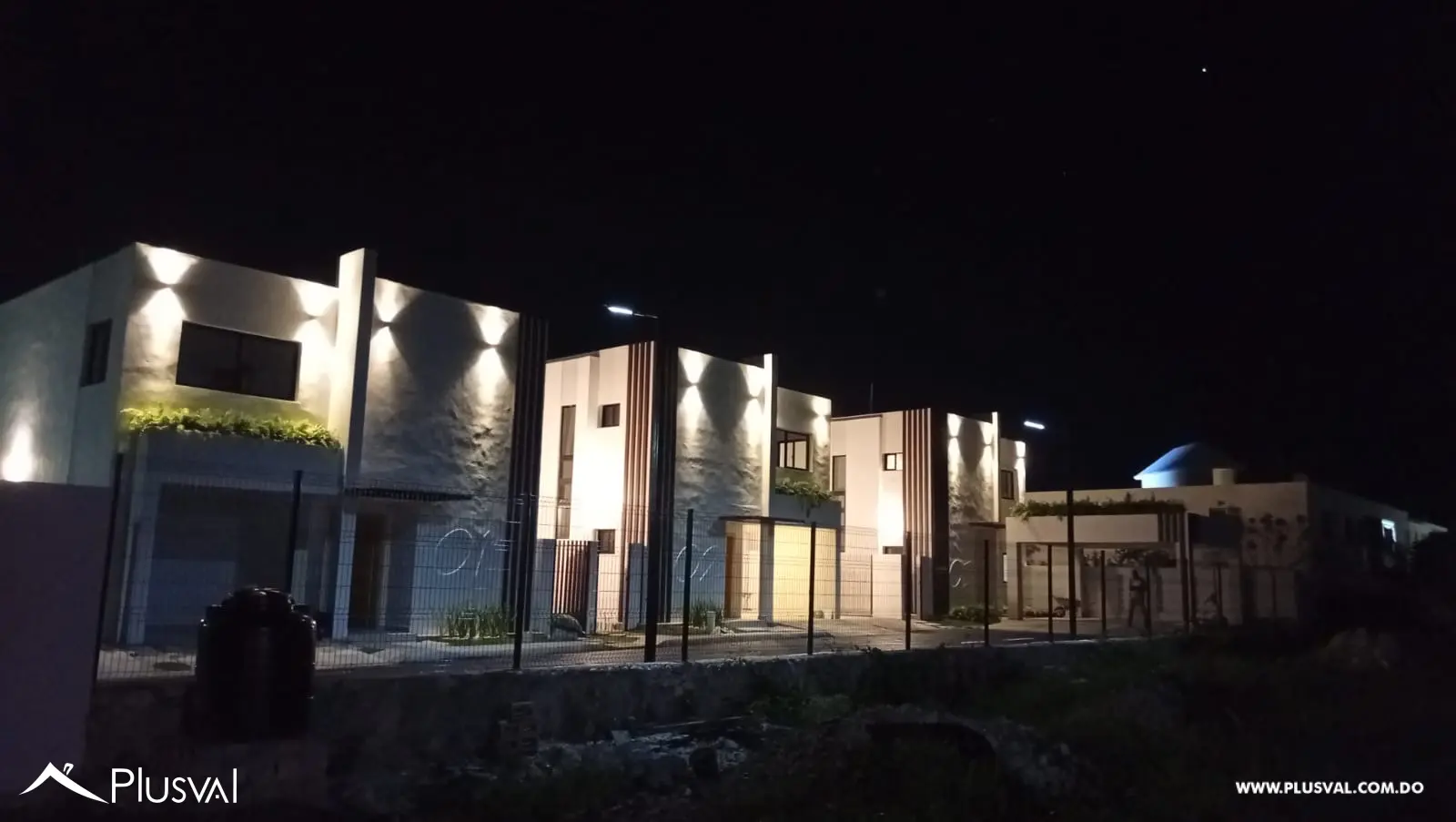 Casa en Proyecto Cerrado en venta en Residencial Bavaro Punta Cana 494419