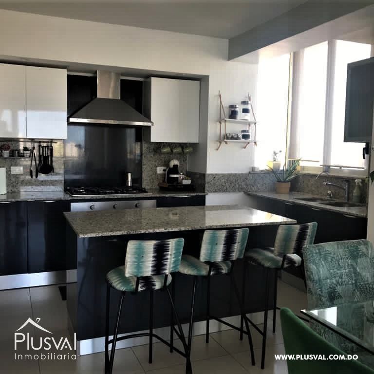 Apartamento en alquiler con LINEA BLANCA en Evaristo Morales 177997