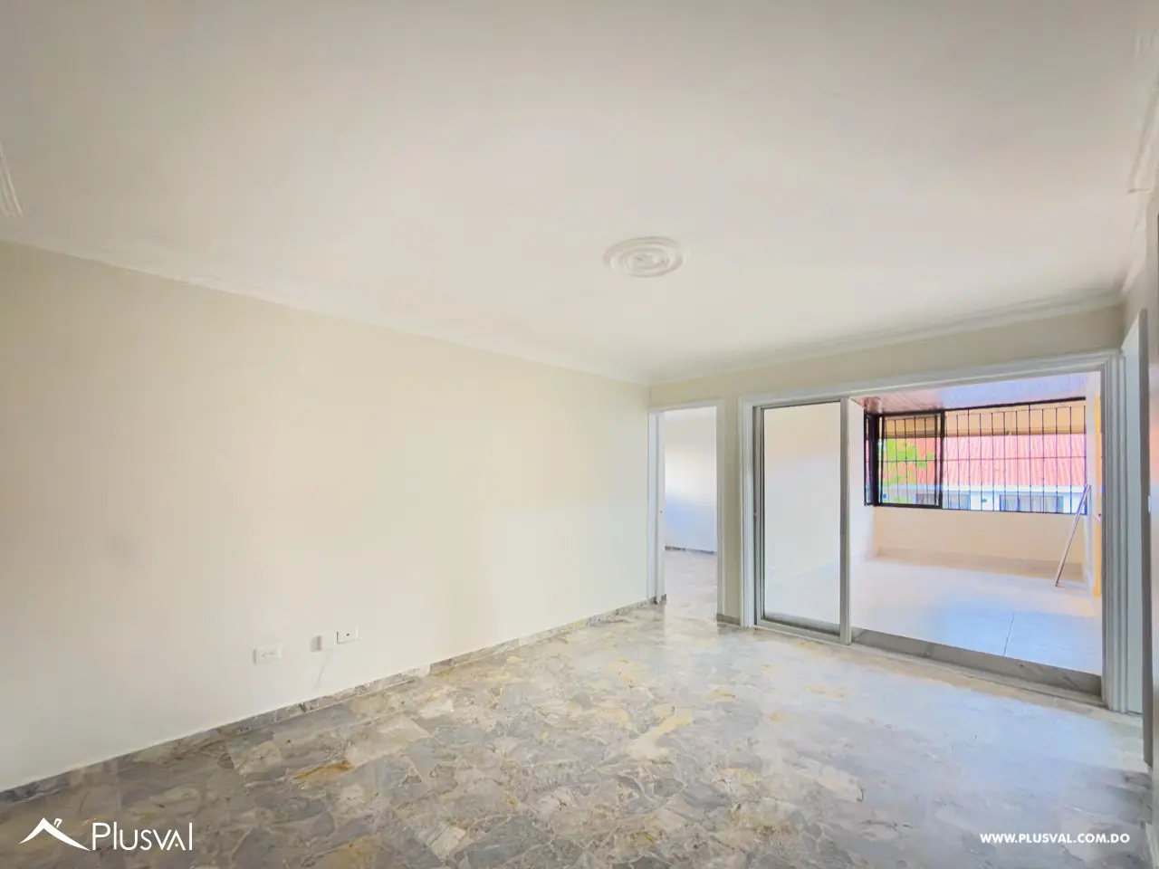 Apartamento en Alquiler con Terraza Privada Techada en Naco 510293