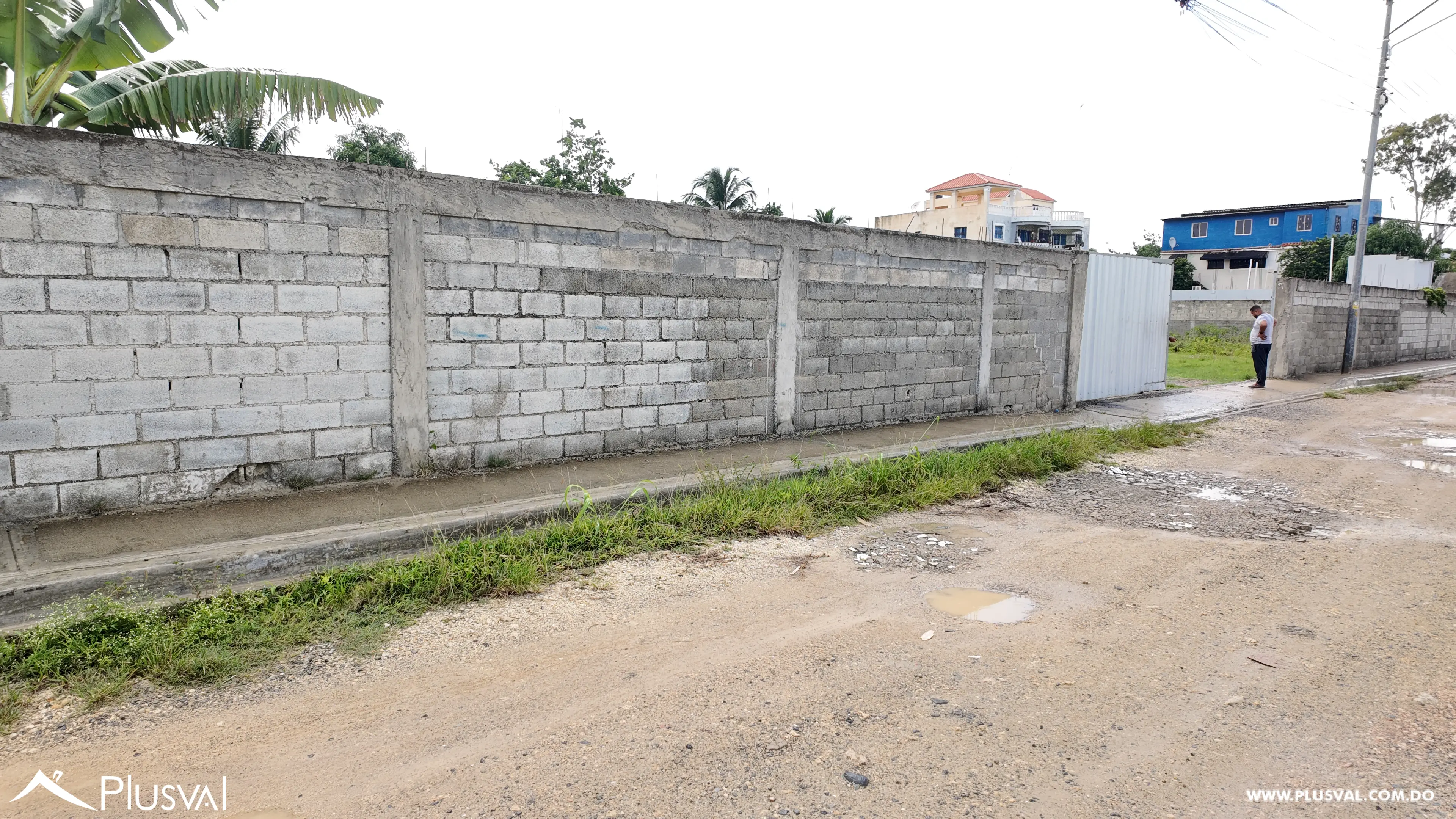 Solar para inversión en venta, ubicado en Santo Domingo Este. 523513