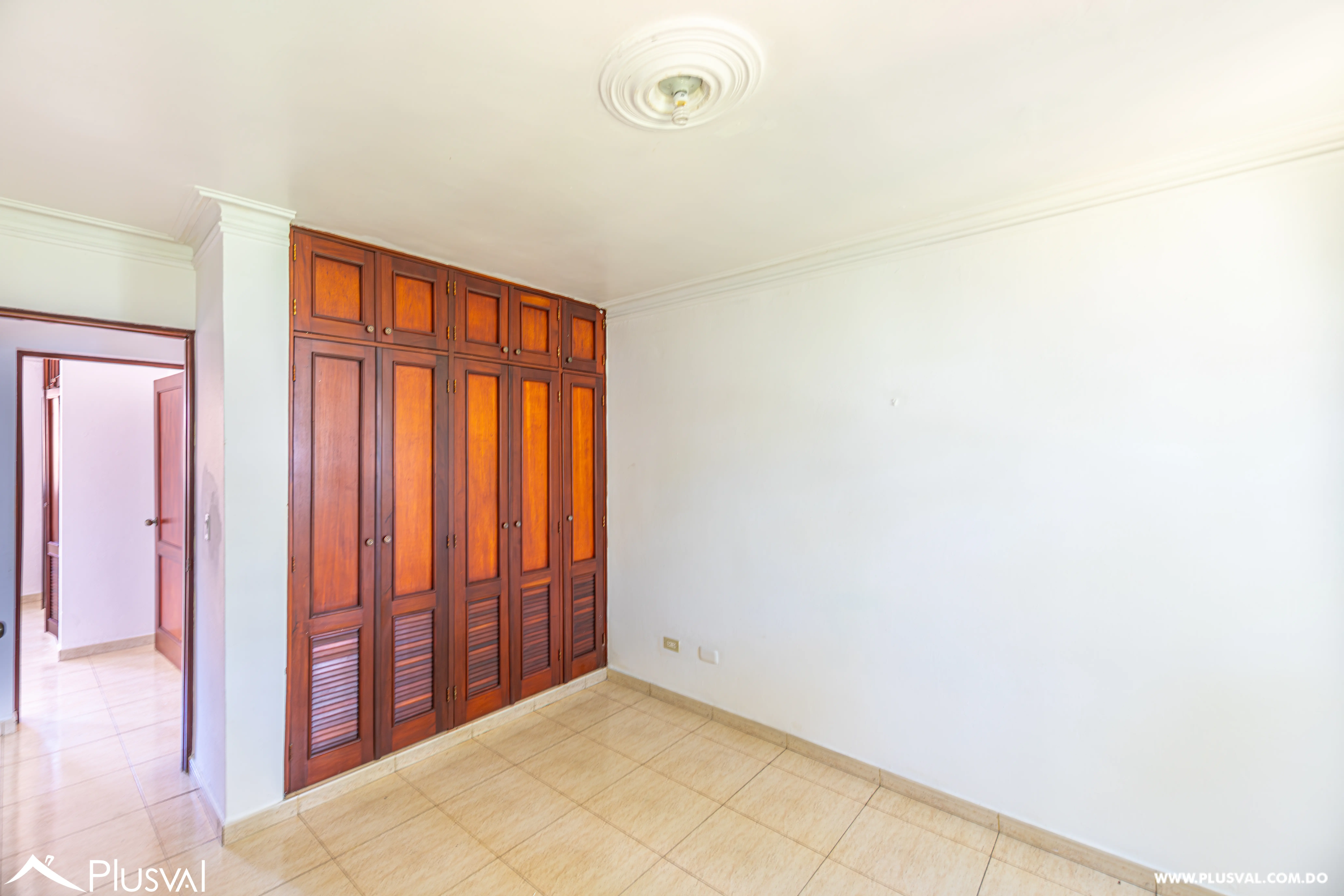 Amplio Apartamento en Venta de 160 m² con 2 Parqueos en Renacimiento 499262