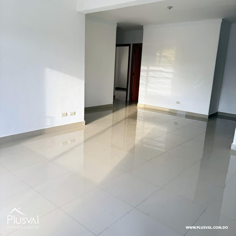 Apartamento de 3 habitaciones en Tropical del Este 482492