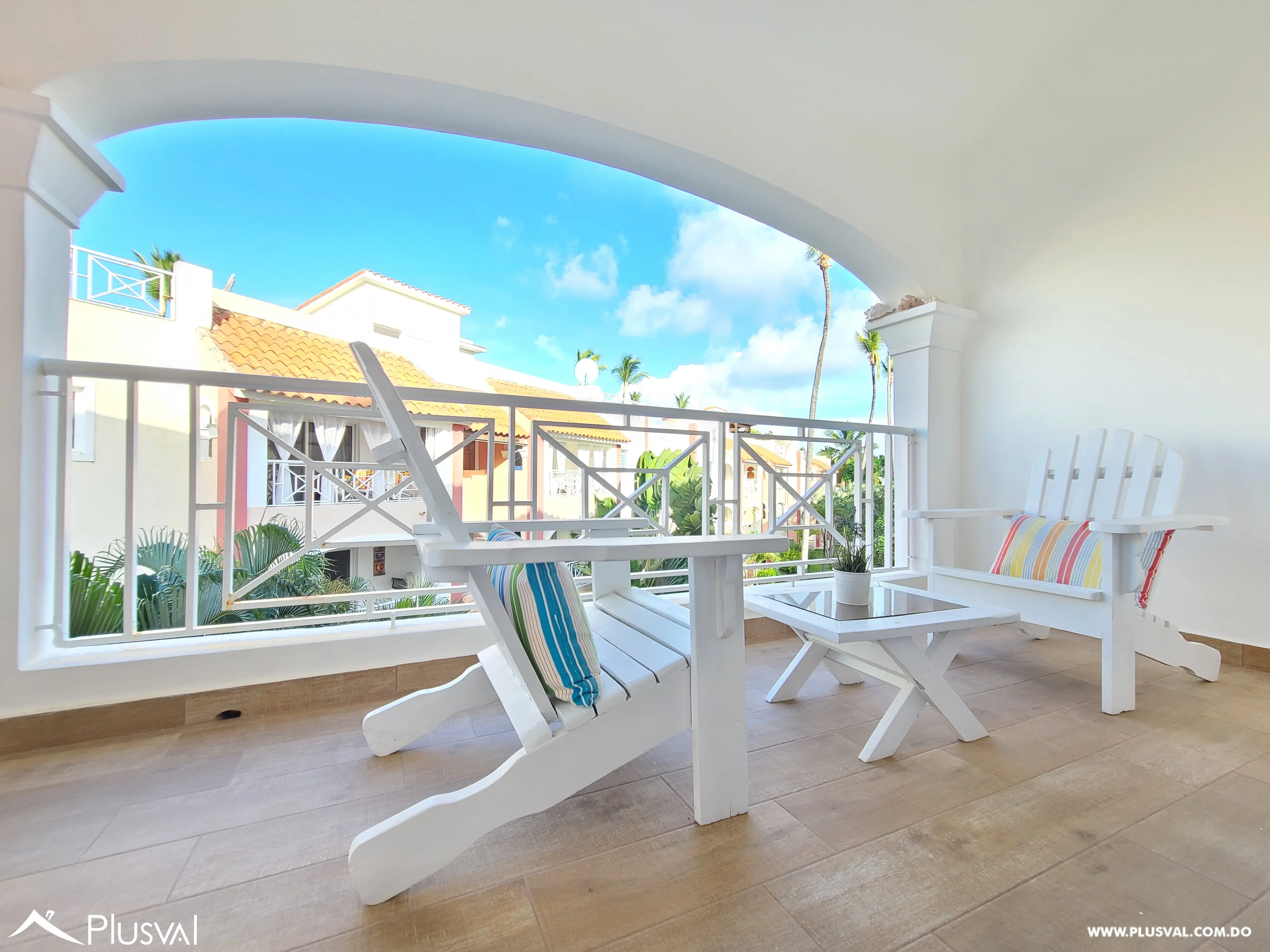 Invierte a Pasos de la Playa en El Cortecito, Bávaro 484015