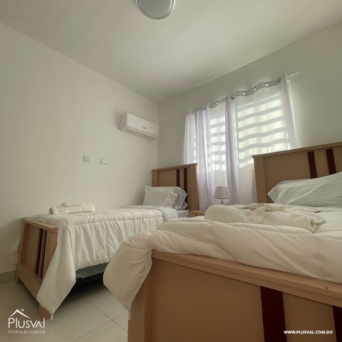 Apartamento amueblado en cuarto piso, con 76.18 m2 en terraza de techo 424389