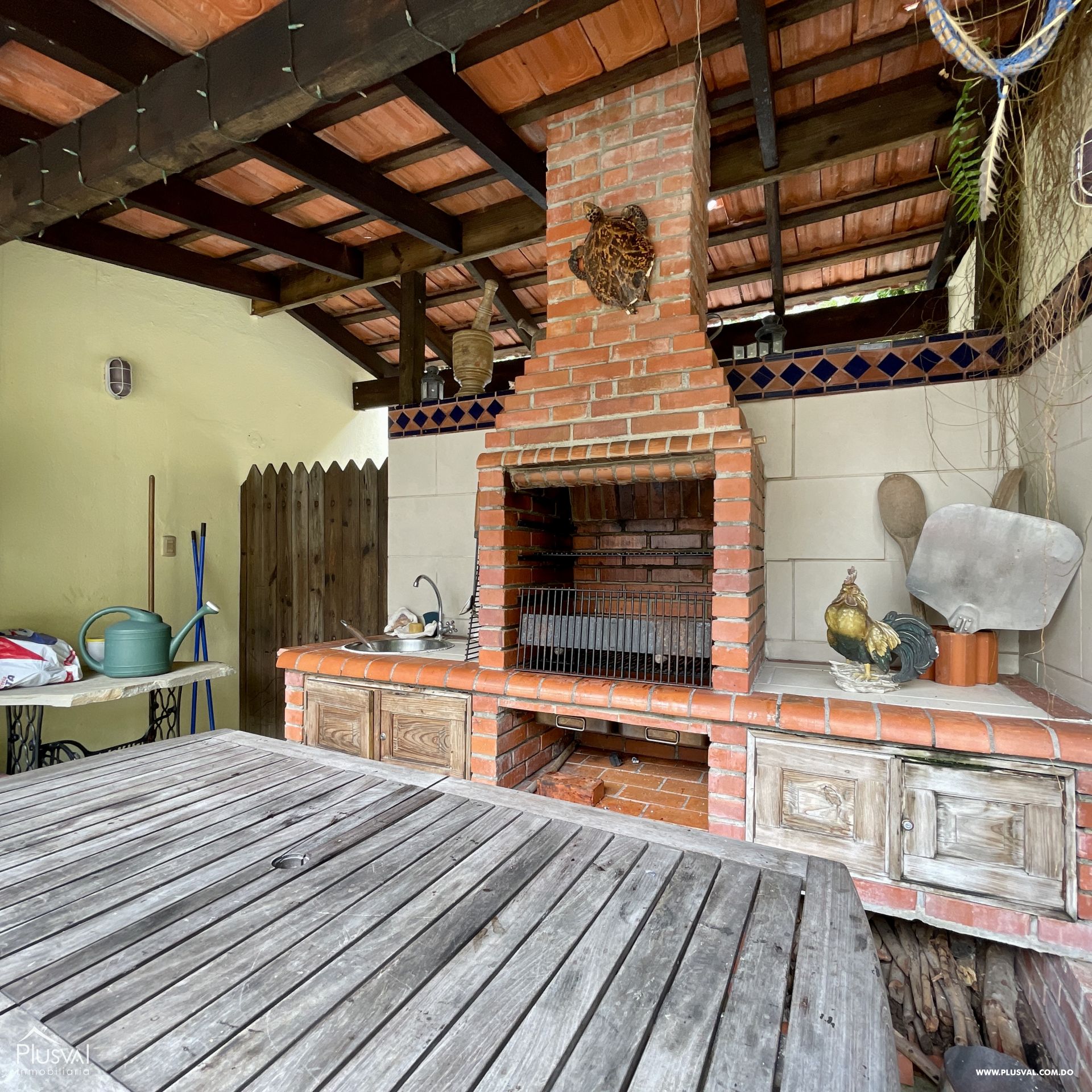 Casa en Venta en Los Ríos, Grandes Espacios, patio y Jardín 215370