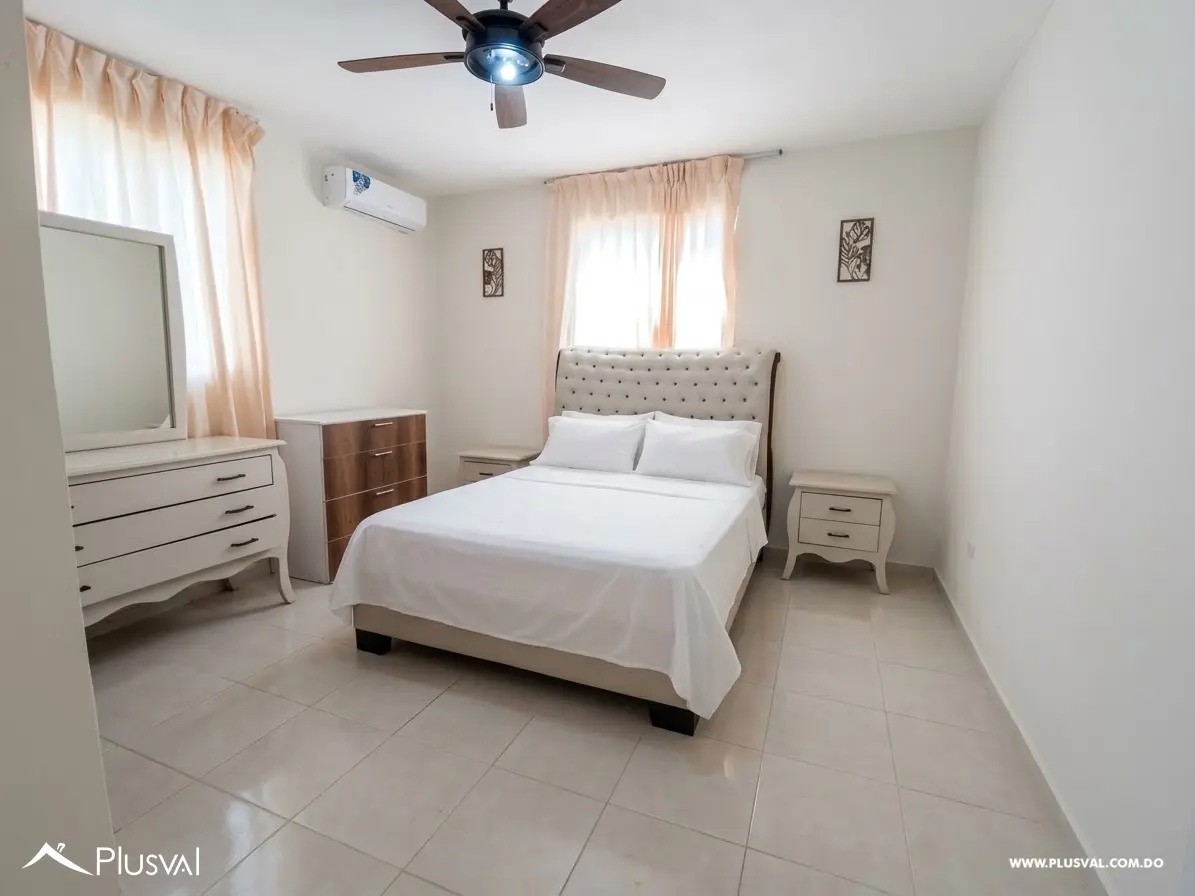 CASA GRANDE EN VENTA  EN EL CENTRO DE BOCA CHICA, IDEAL PARA INVERSION O VIVIR 529882