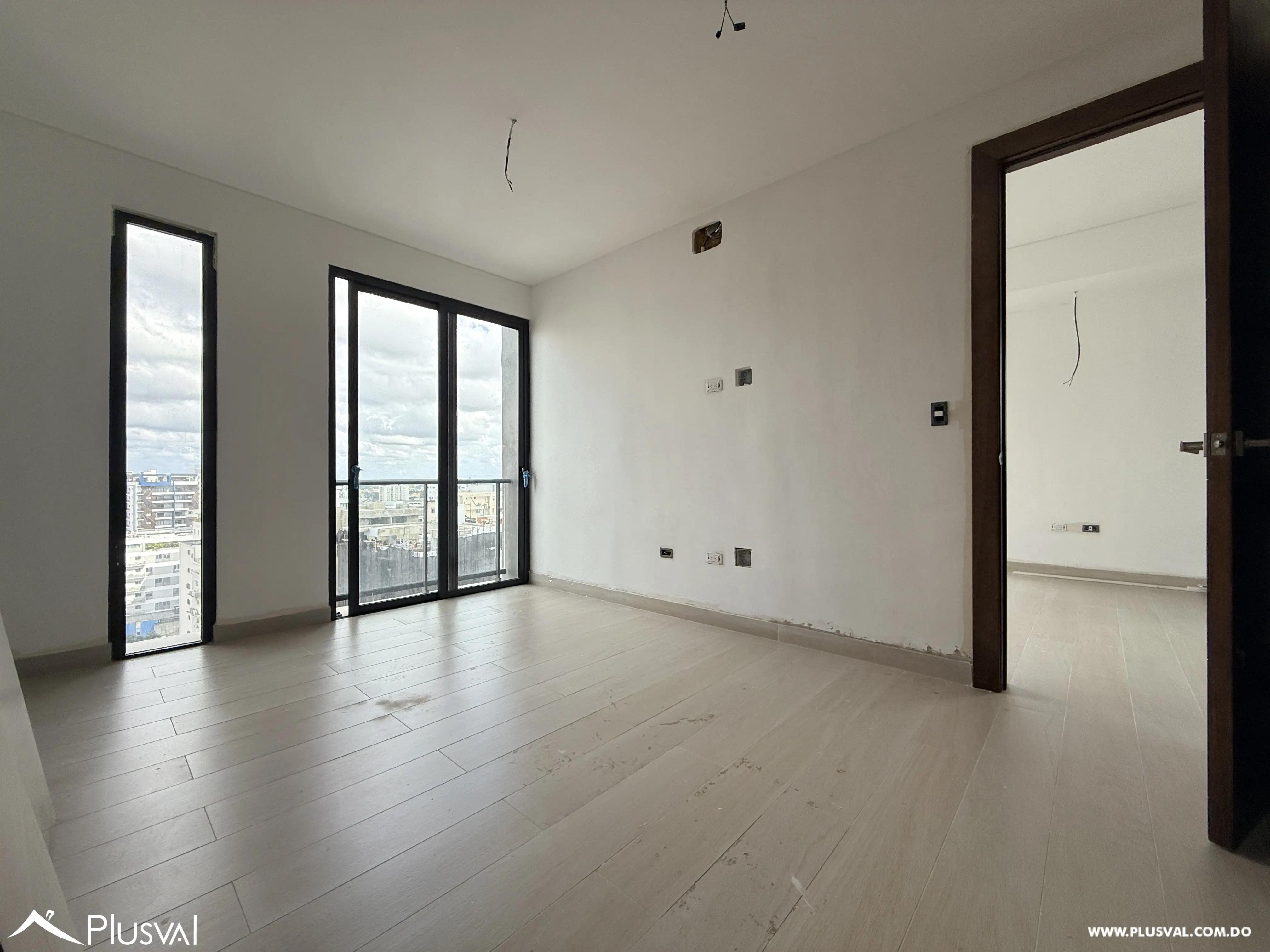 Apartamento Premium de 1 Habitación en Piso 11 en Serrallés con Vista Panorámica y US$10,000 de Descuento por Feria 497966