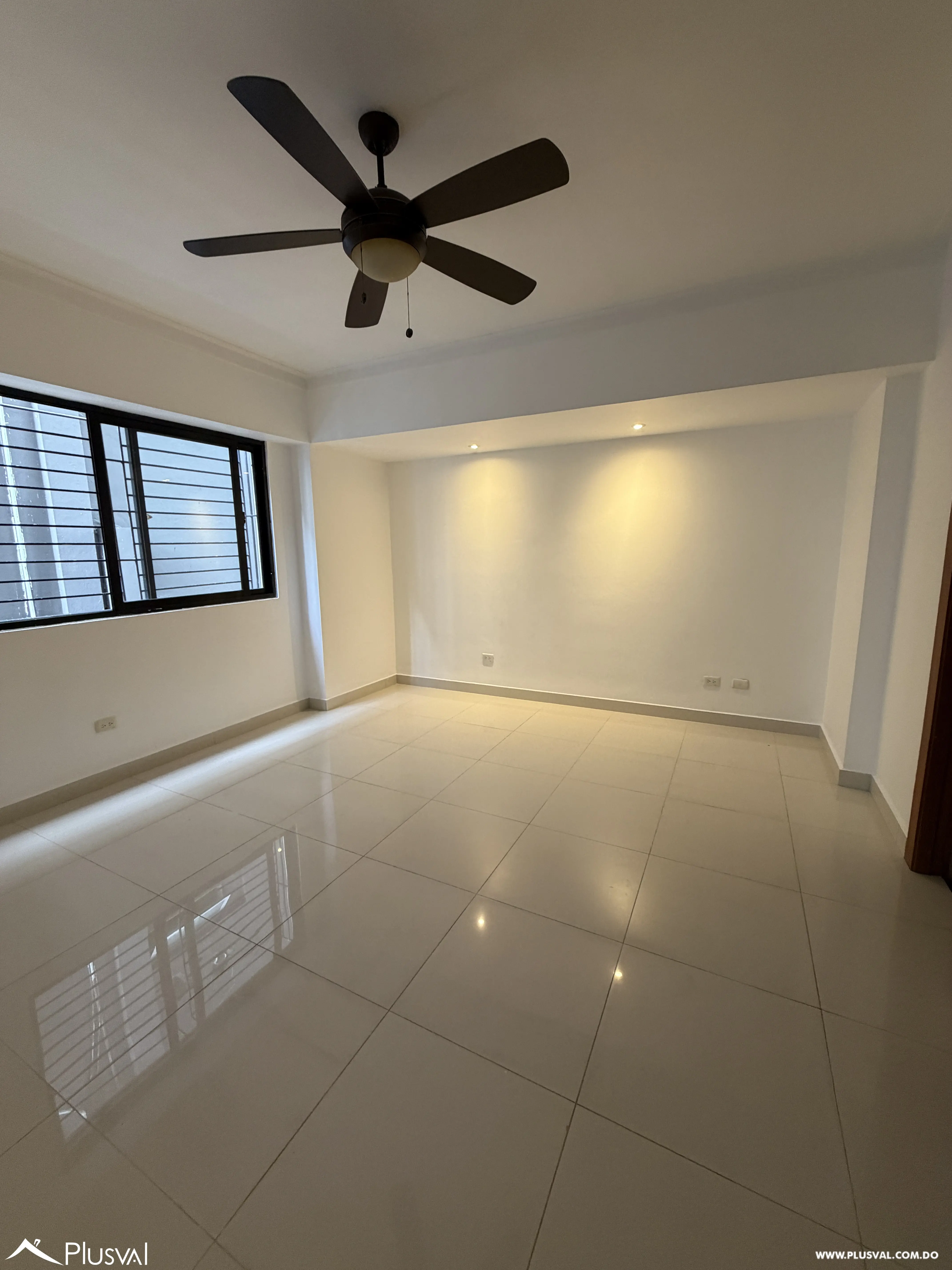 Apartamento en venta en Bella Vista – 3 habitaciones y 2 parqueos 477230