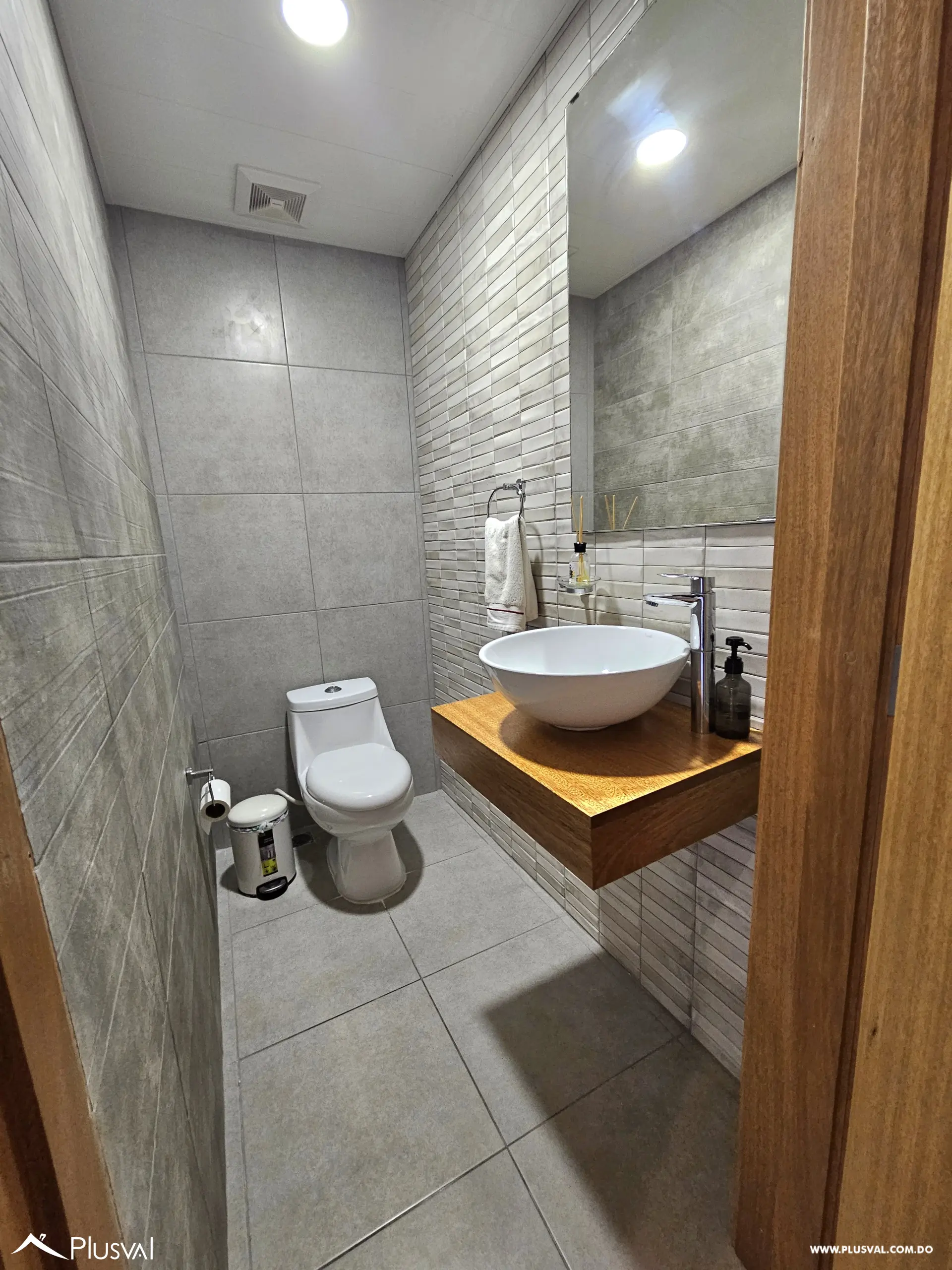 Alquilo apartamento con línea blanca a dos esquinas del Parque Mirador Sur 500659