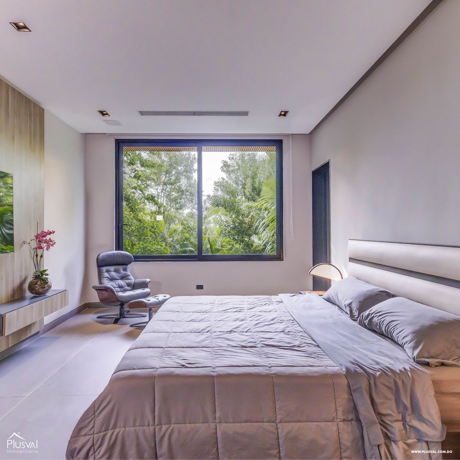 Modern Luxury Villa in Hacienda on sale, Punta Cana Resort. 370661