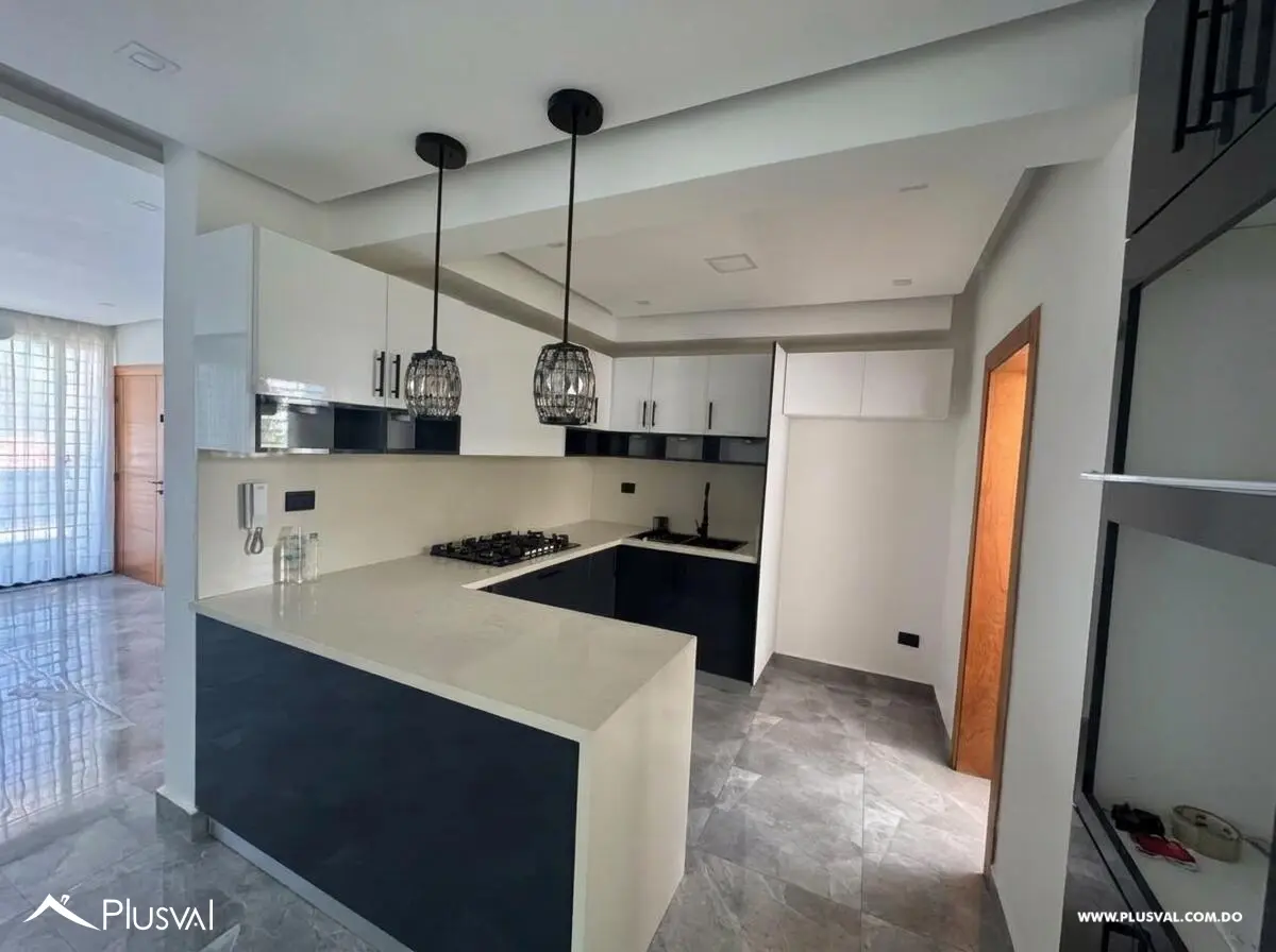 Apartamento en Venta de 3 Habitaciones en Los Rieles, Santiago 526223